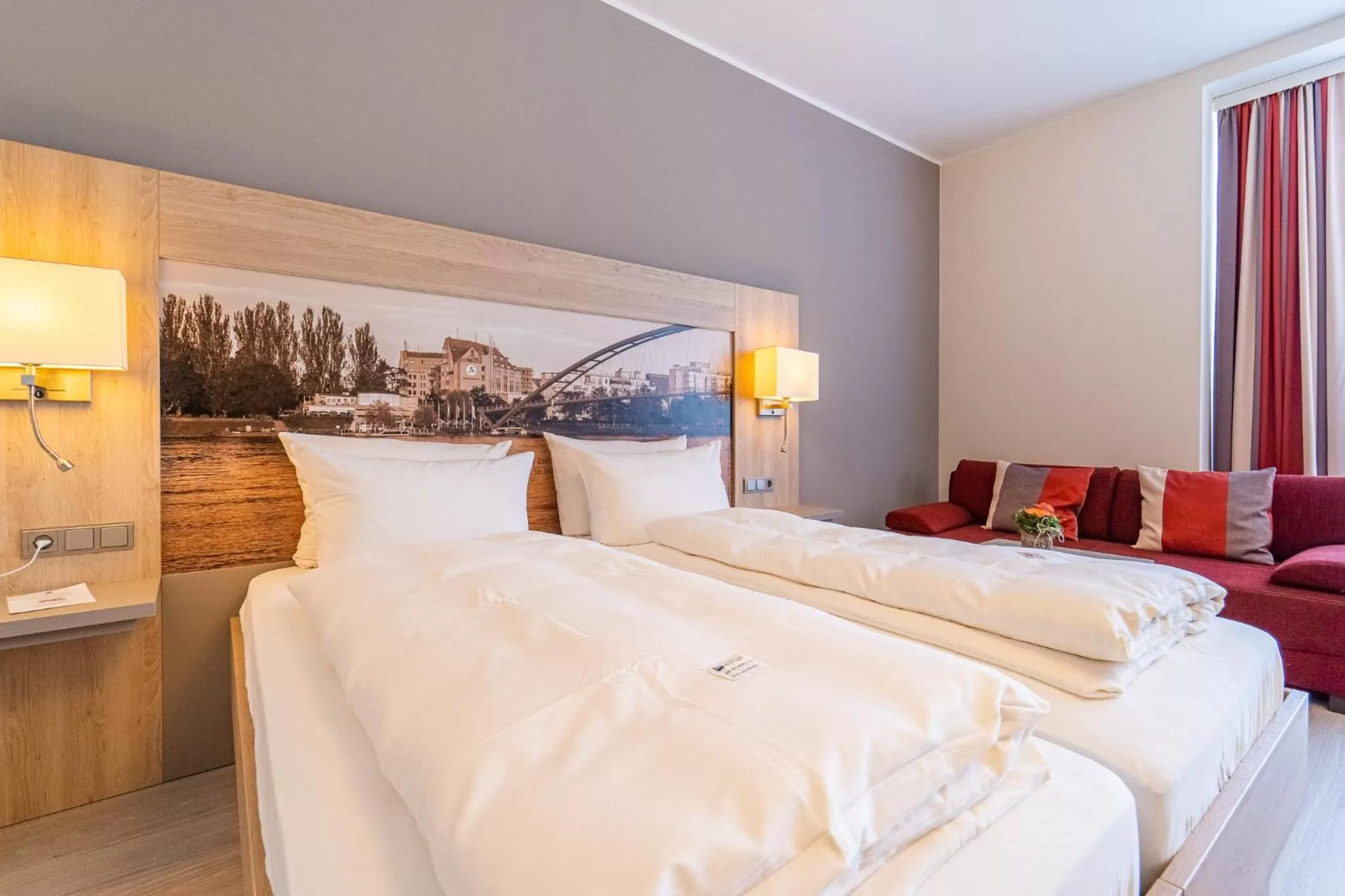 Deluxe Double Room with Sofa - single occupancy in Best Western Hotel Dreiländerbrücke Weil am Rhein / Basel
