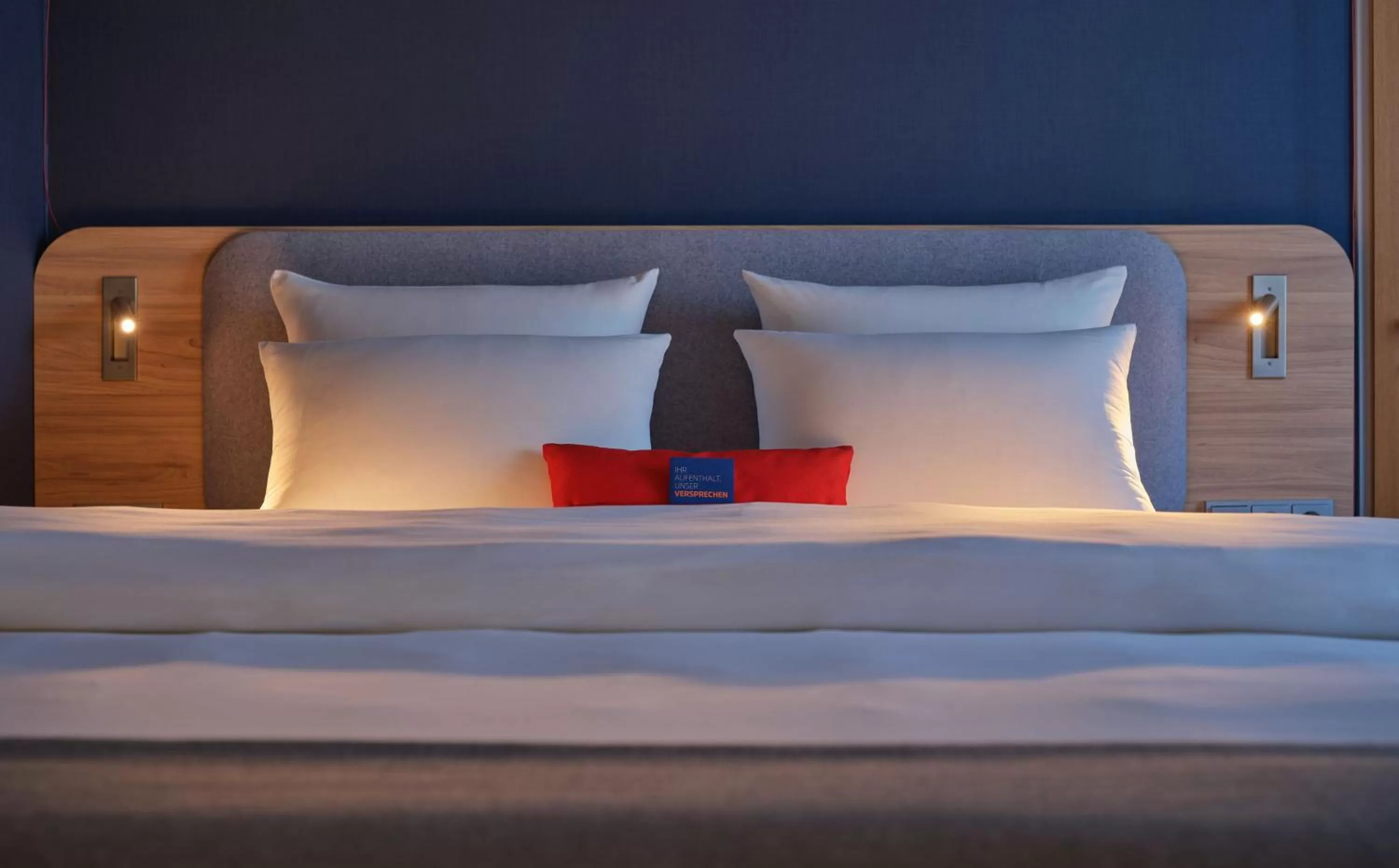 Standard Room in Holiday Inn Express Cologne Troisdorf by IHG