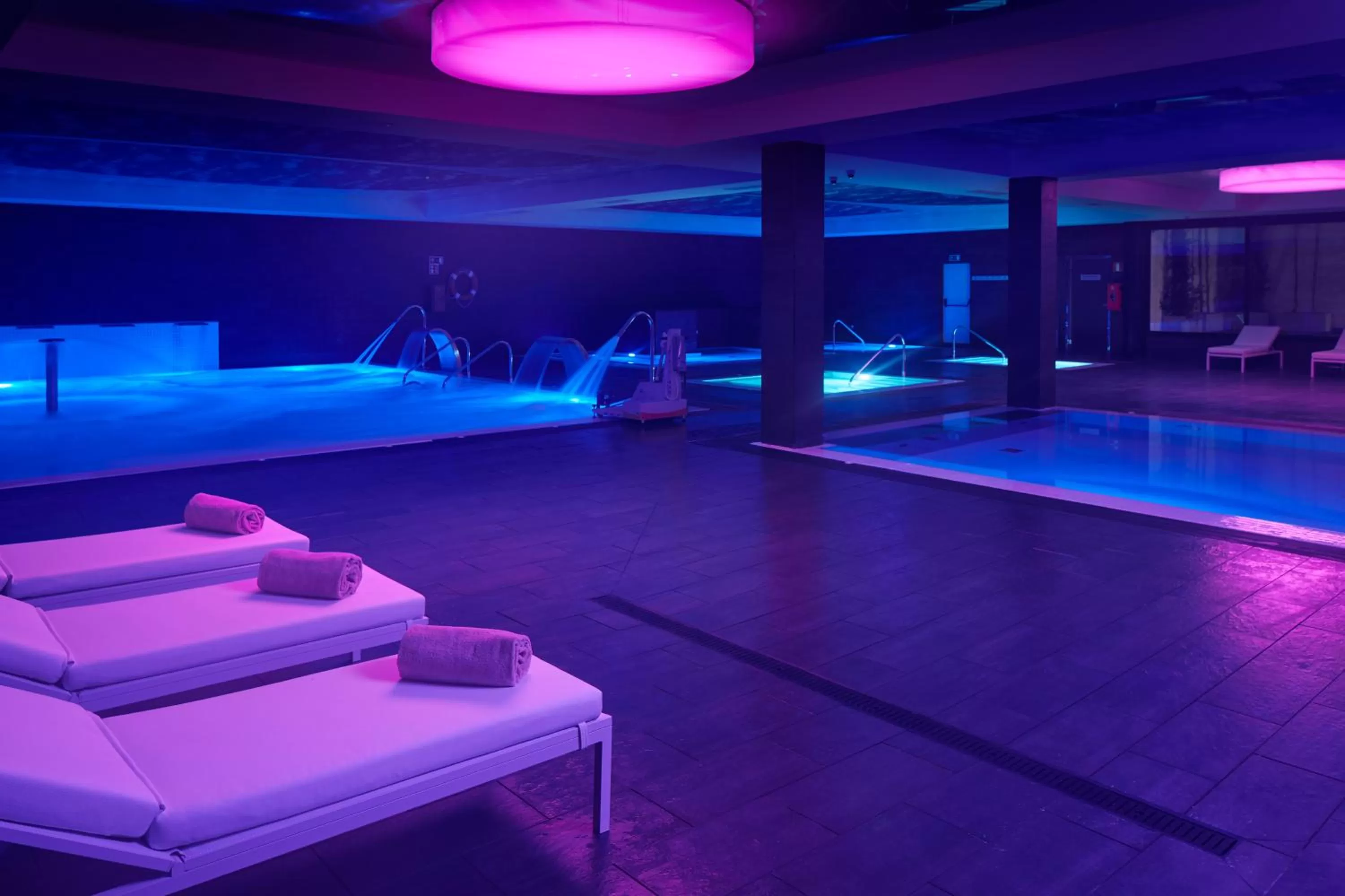 Deluxe Double Room with Spa Access in Hotel & Thalasso Villa Antilla - Habitaciones con Terraza - Thalasso incluida