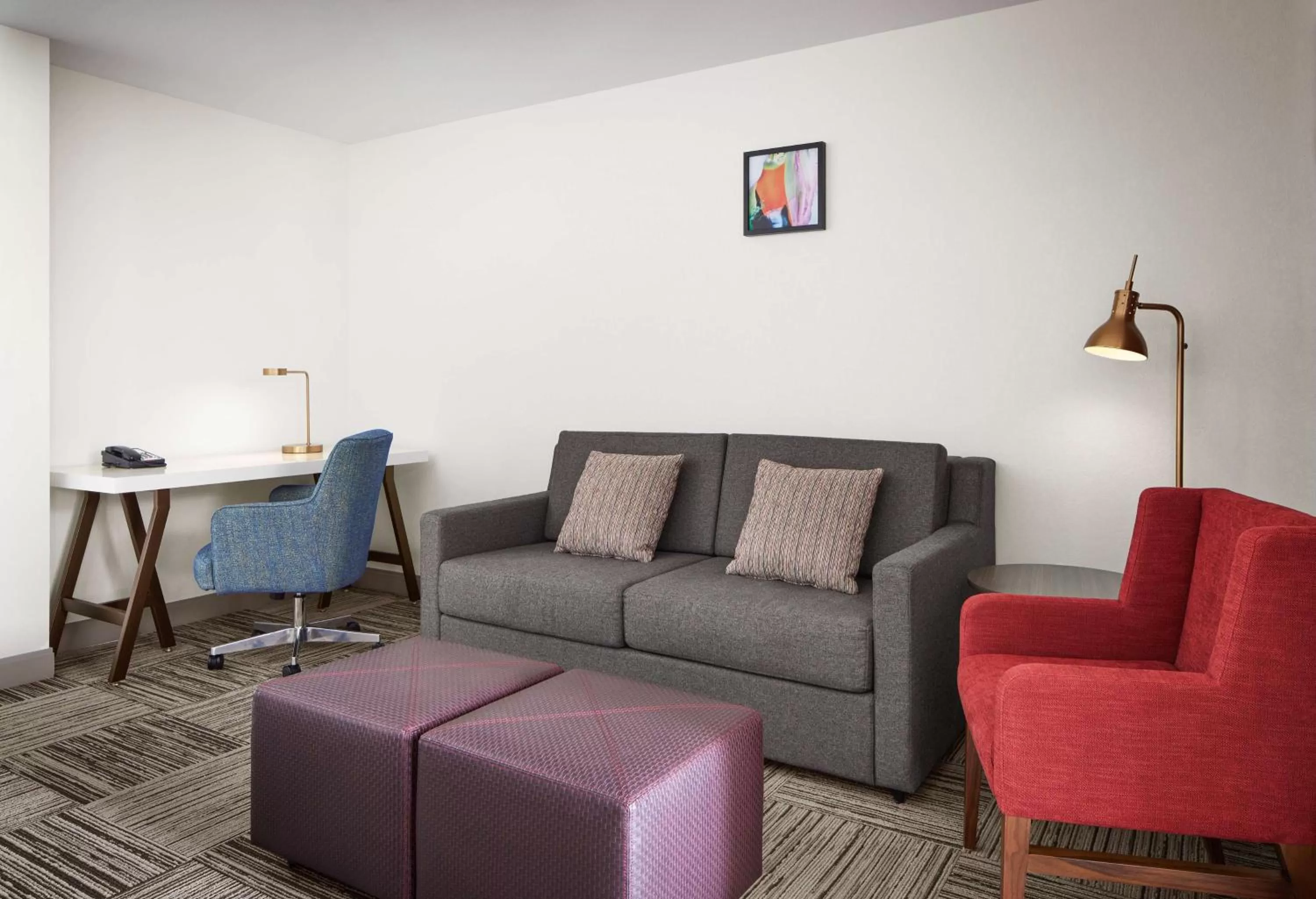 Junior King Suite with Seating Area in Hilton Garden Inn Las Vegas/Henderson