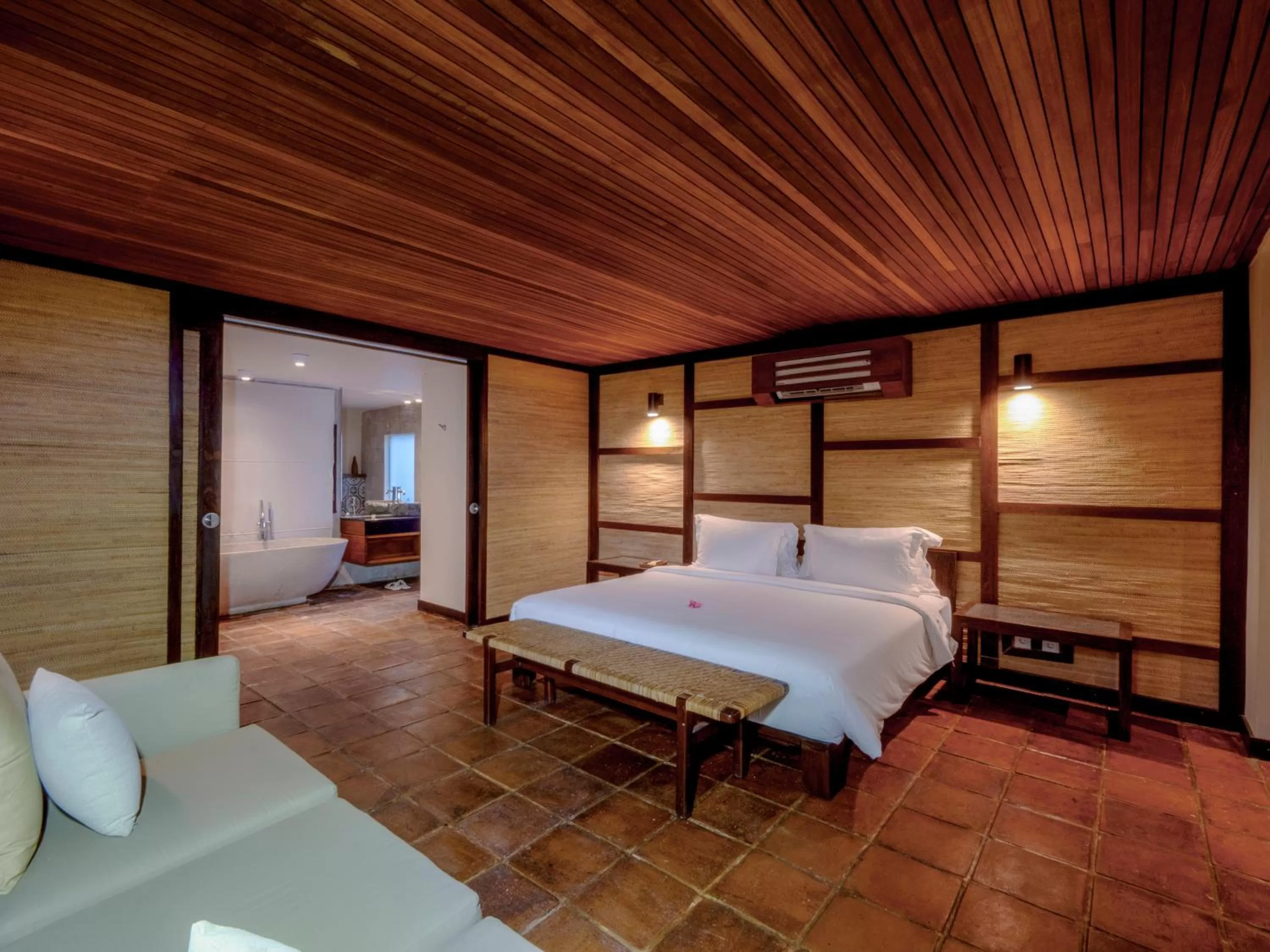 Asta Deluxe Suite in Jeeva Klui Resort