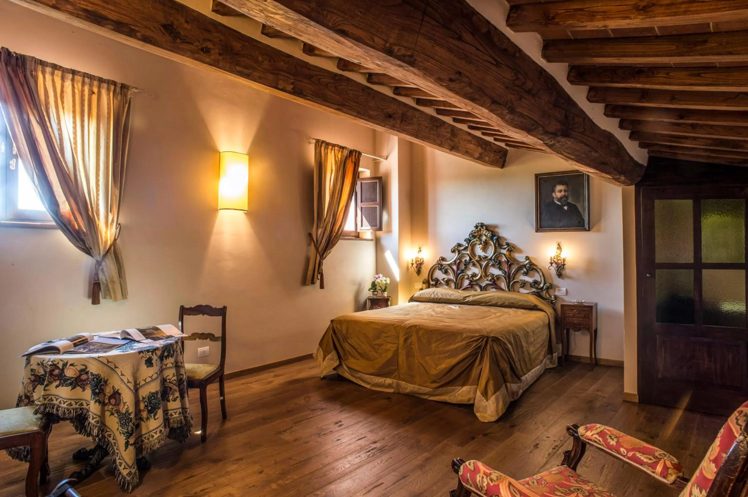 Superior Double Room in Palazzo Pacini