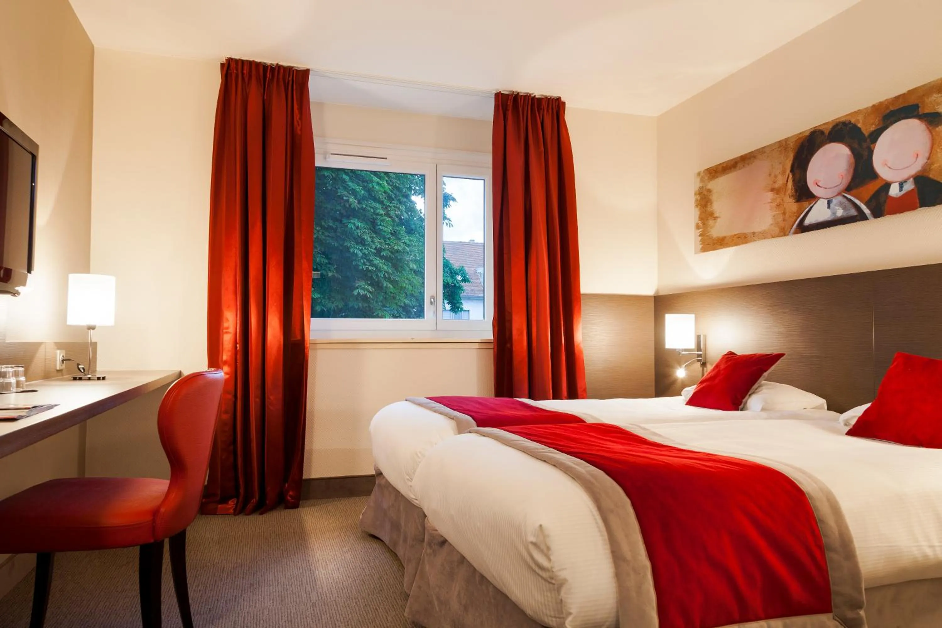 Twin Room in Kyriad Hotel Strasbourg Lingolsheim