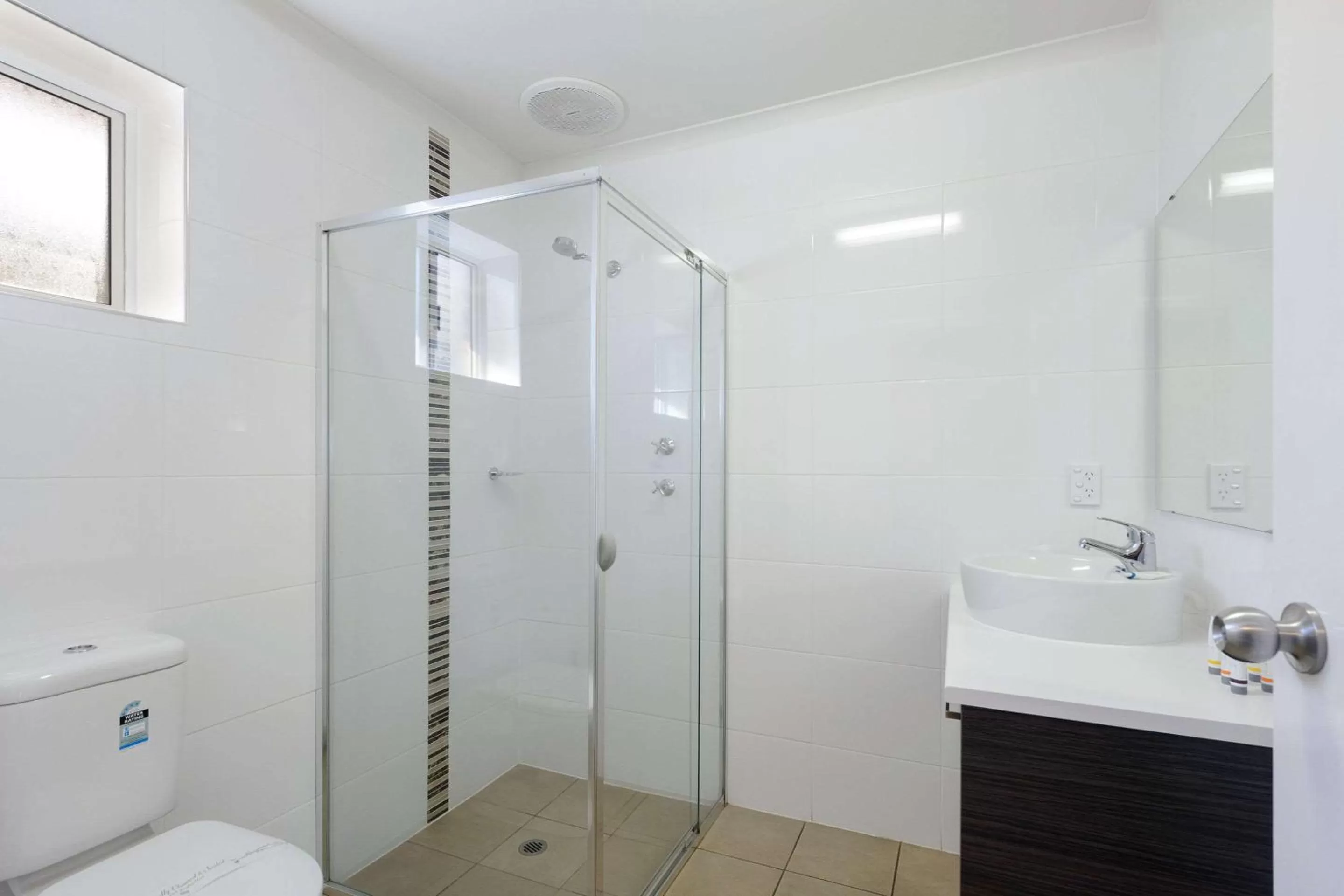 Deluxe Queen Room with Two Queen Beds - Non-Smoking in Comfort Inn Flinders on Main