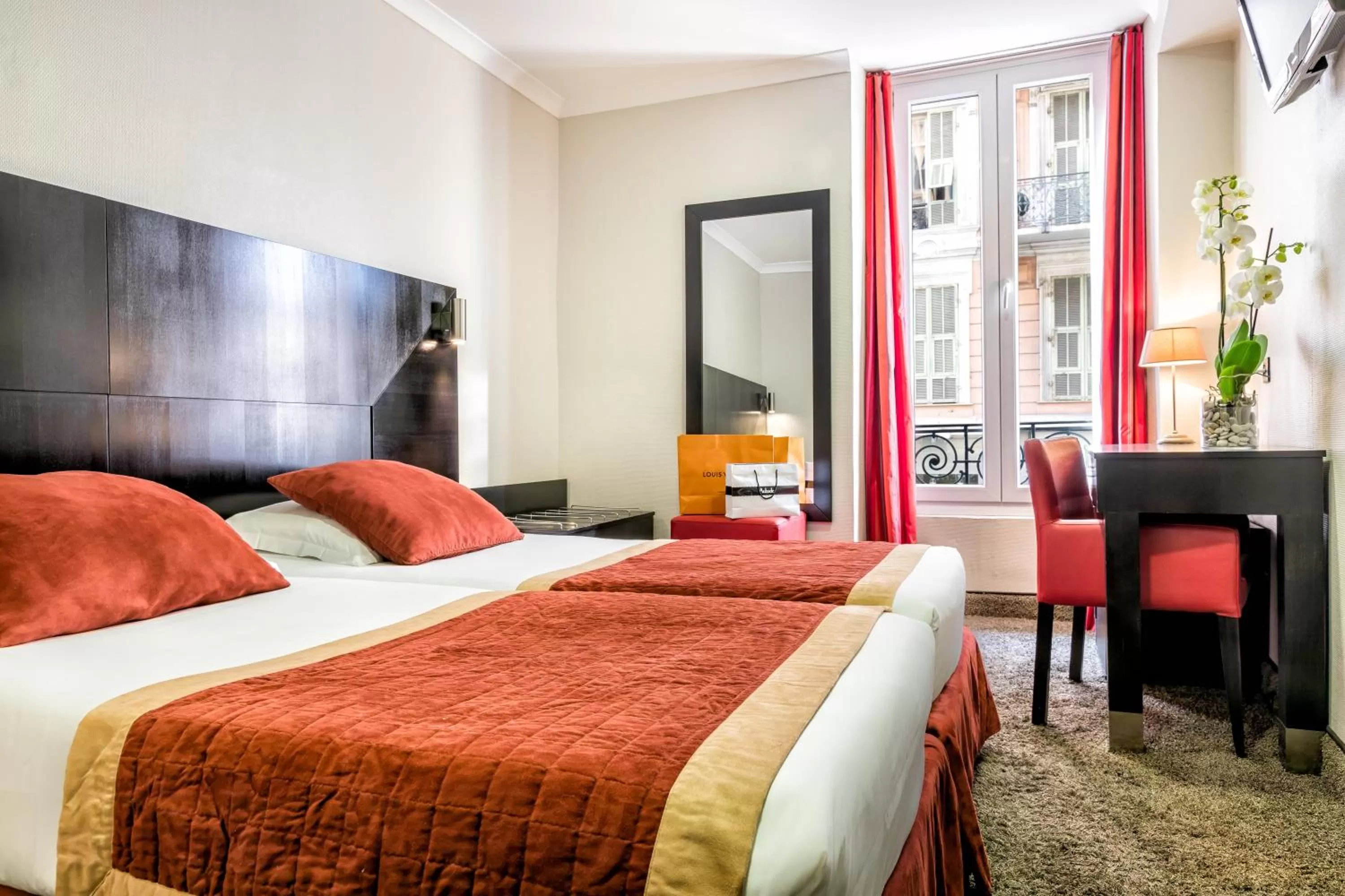 Standard Double Room in Hotel De Suède