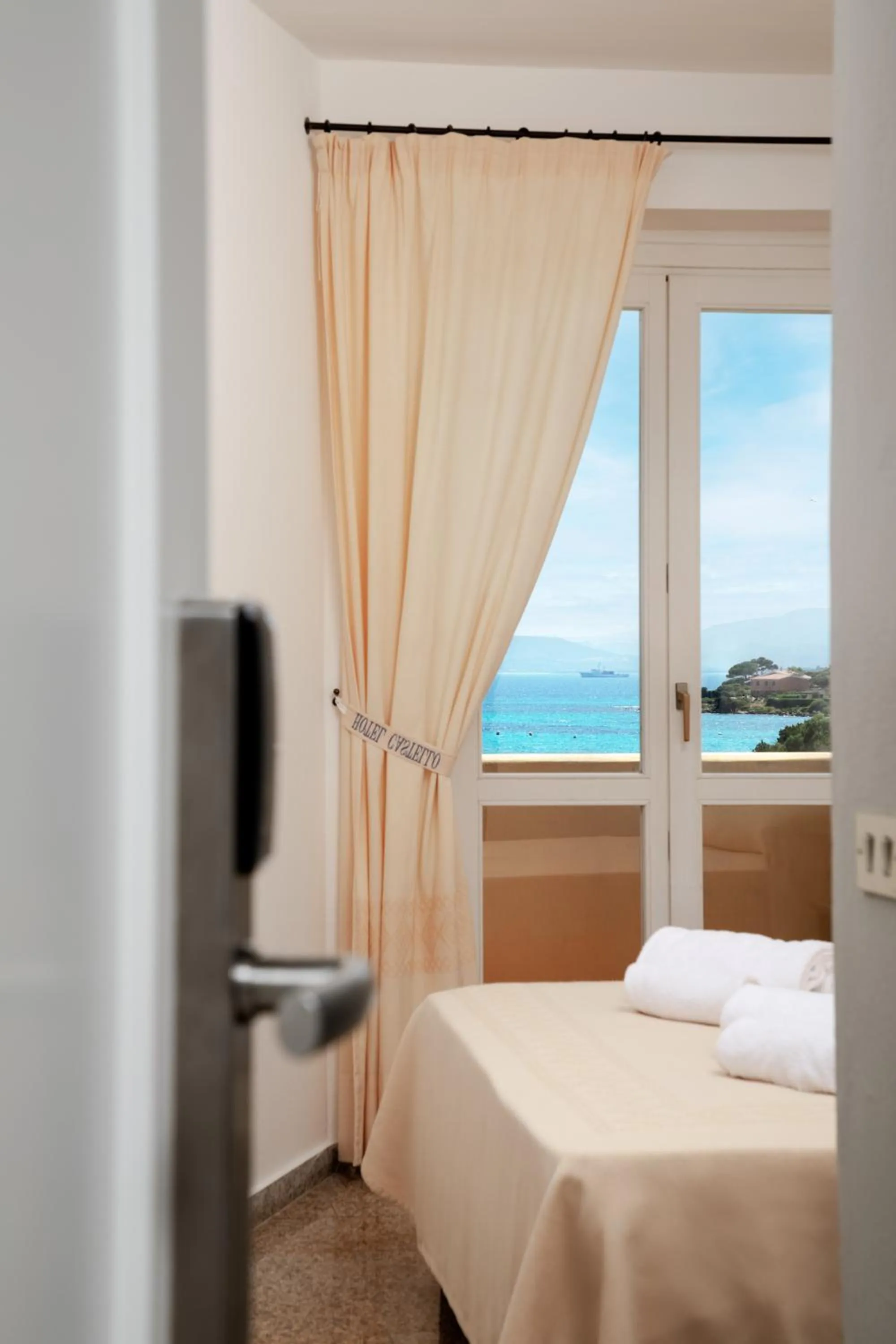 Deluxe Double or Twin Room with Sea View in Hotel Castello