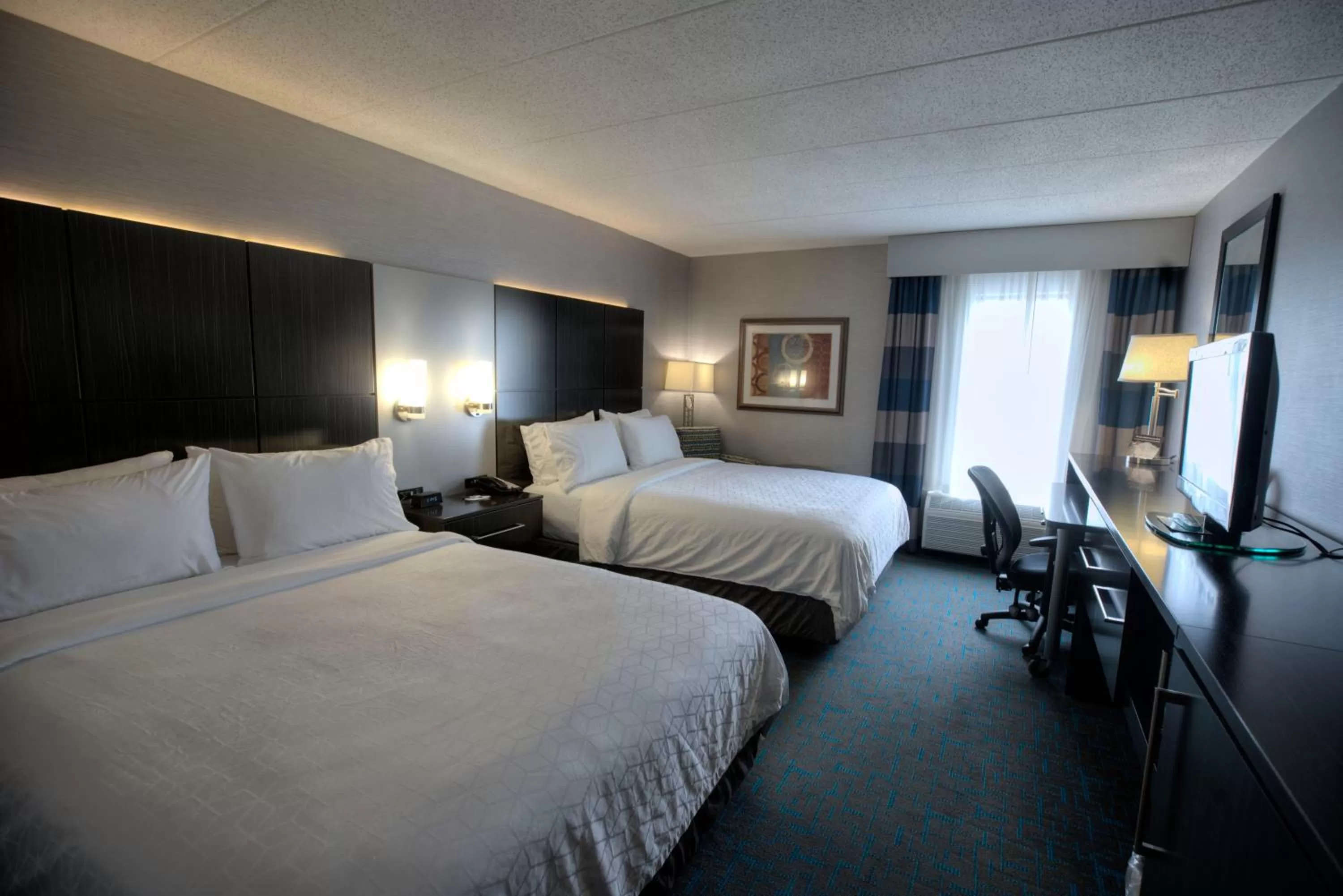 Standard Queen Room with Two Queen Beds in Holiday Inn Express Janesville-I-90 & US Highway 14 by IHG