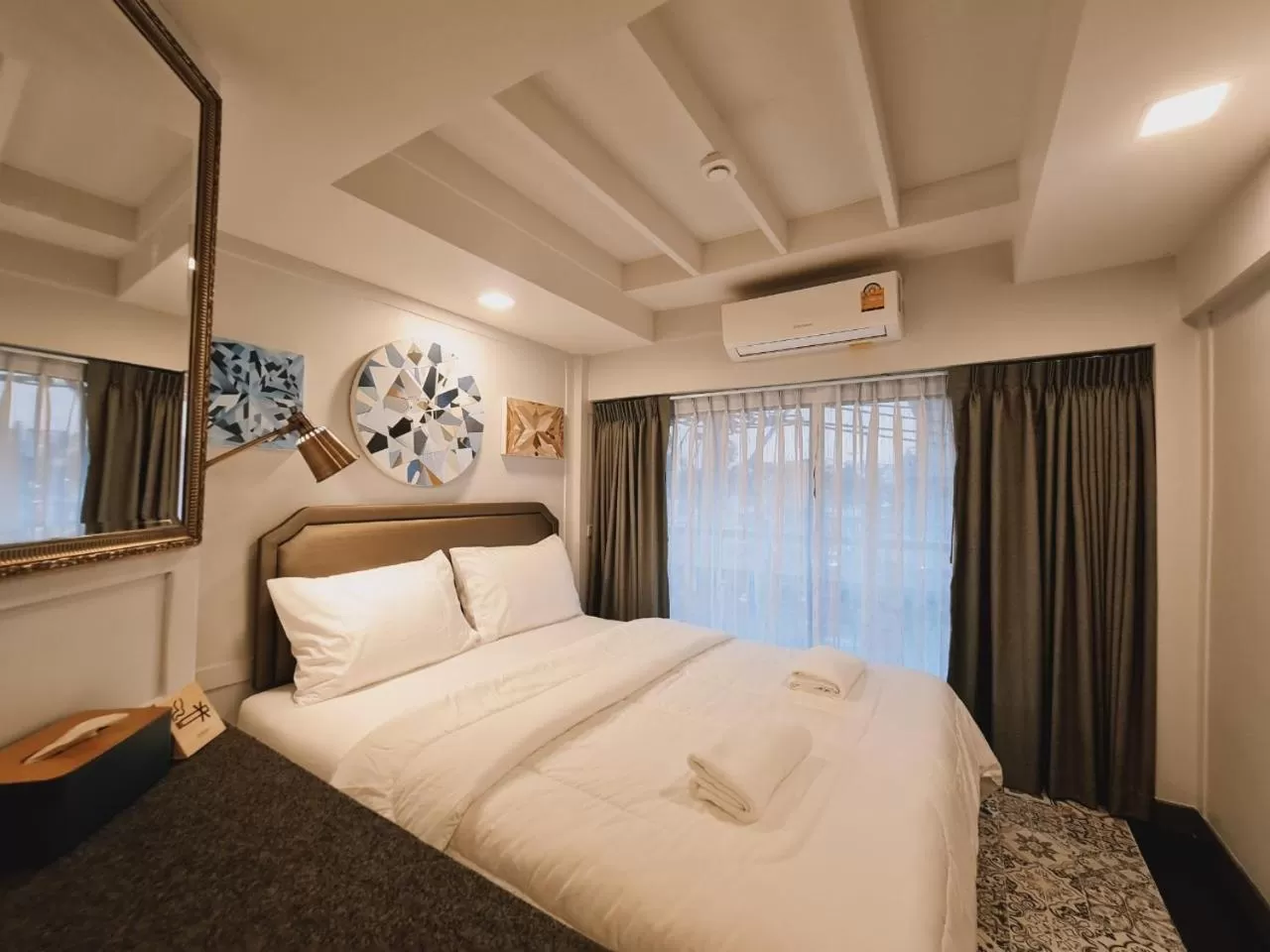 Standard Queen Room in Suraya Bangkok