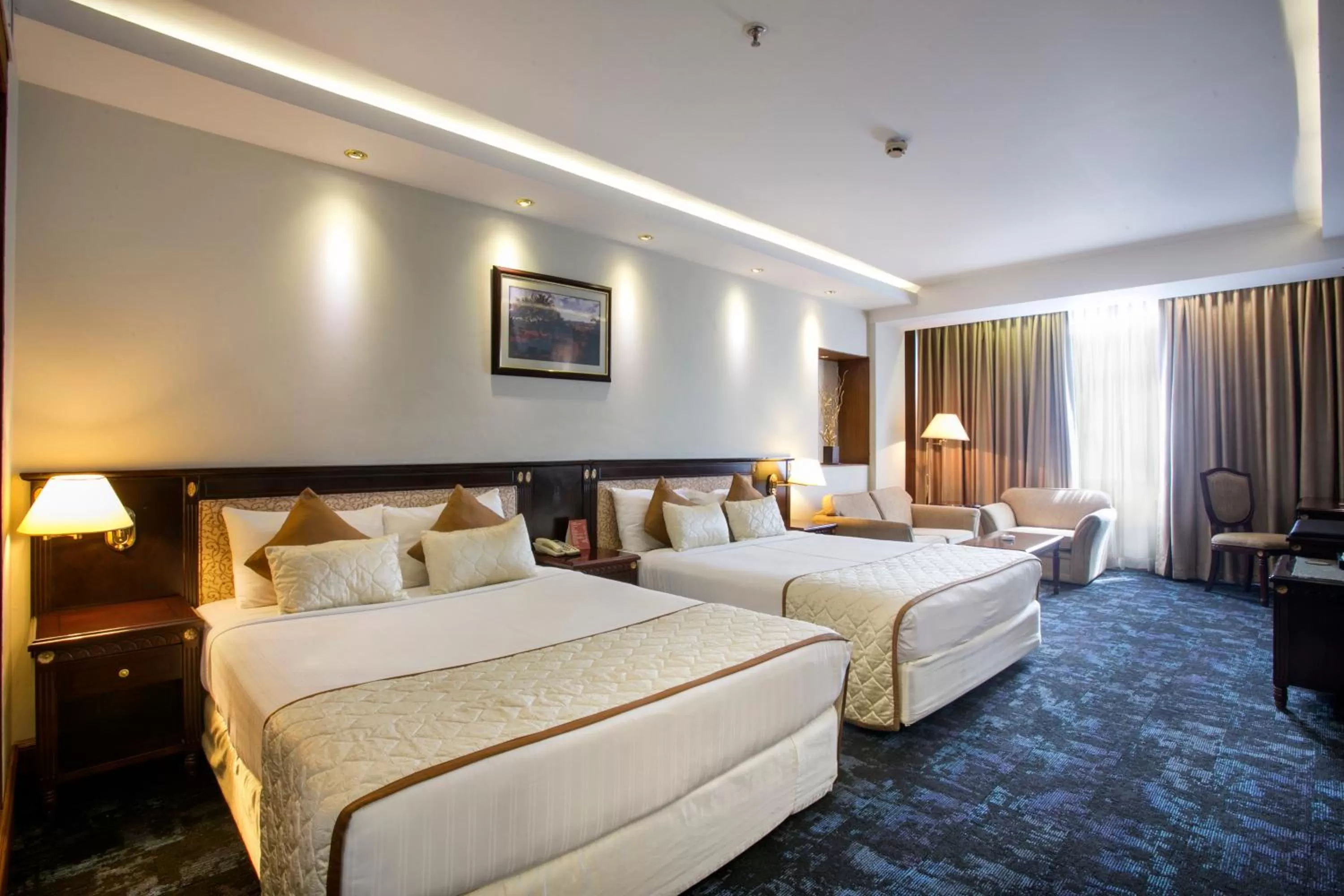 Premium Twin Room in Hotel Sarina