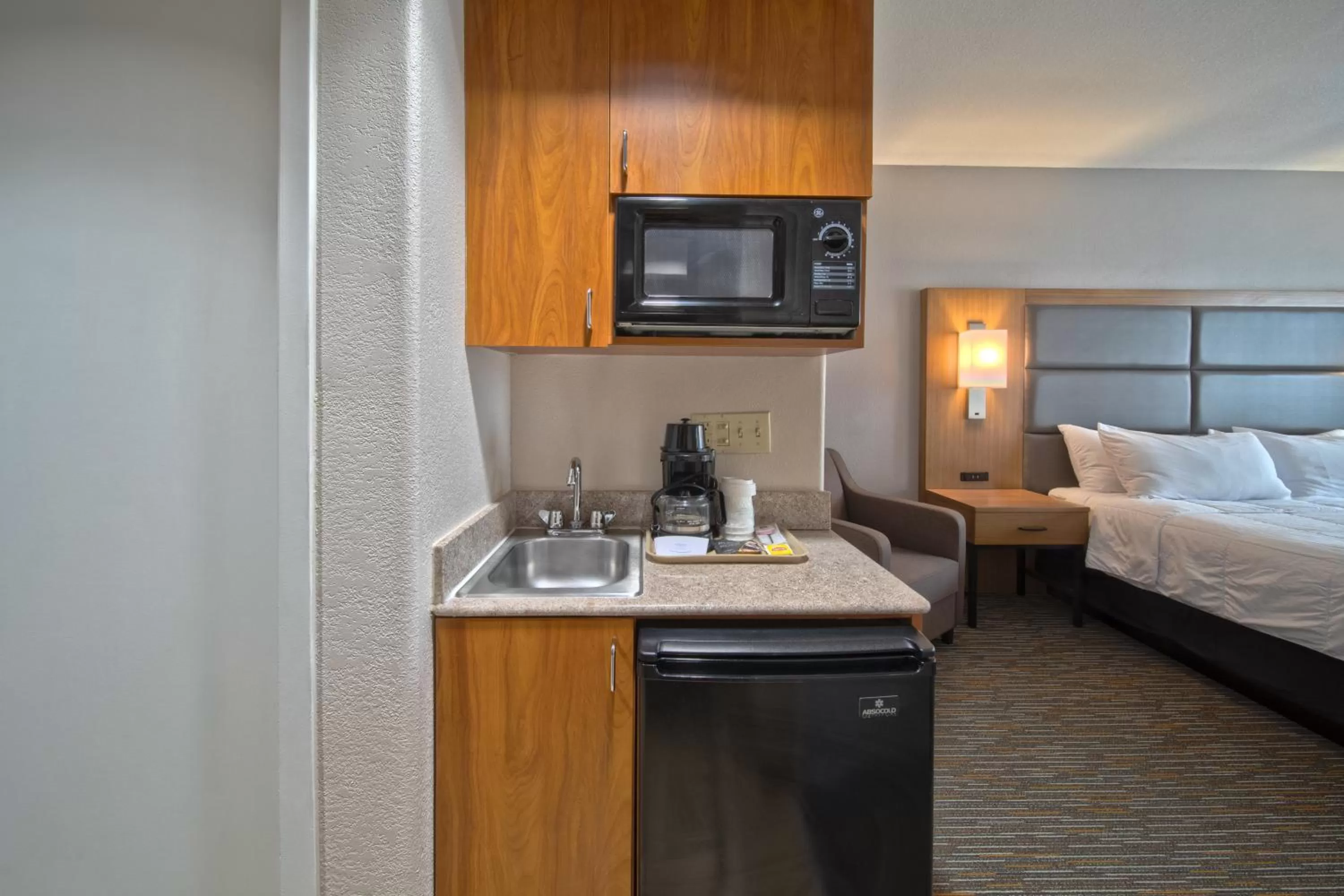 King Room in Wingate by Wyndham Houston Bush Intercontinental Airport