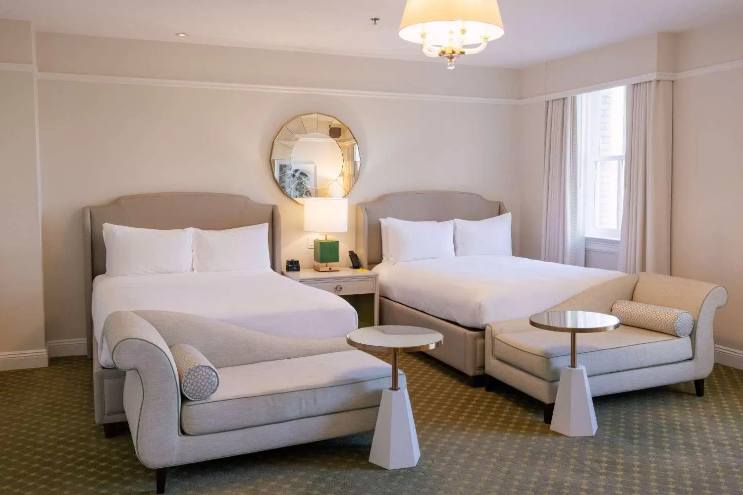 The Deluxe Queen - Accessible in The Hermitage Hotel