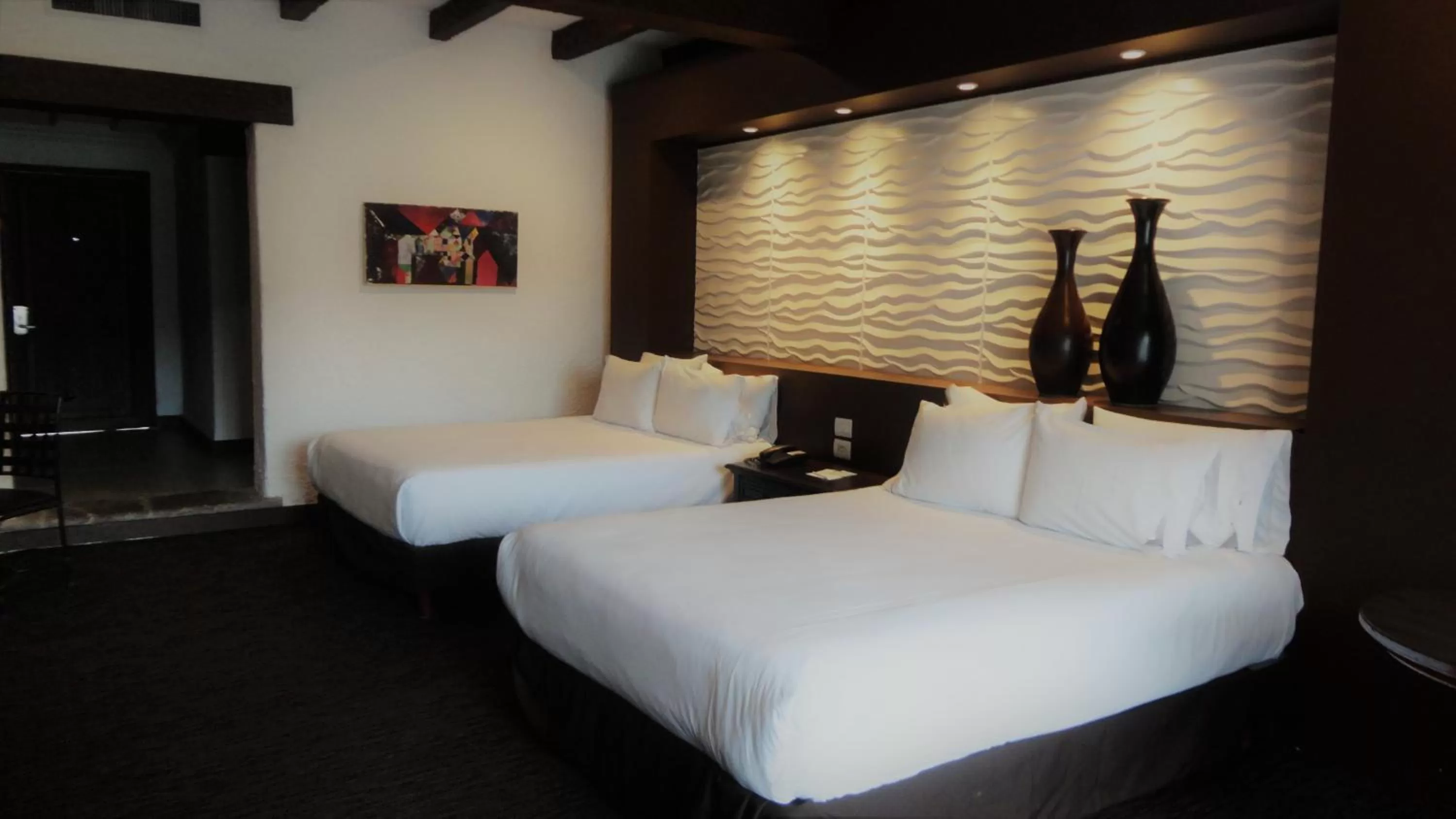 Queen Room with Two Queen Beds - Non-Smoking in Radisson Hotel Tapatio Guadalajara Aeropuerto
