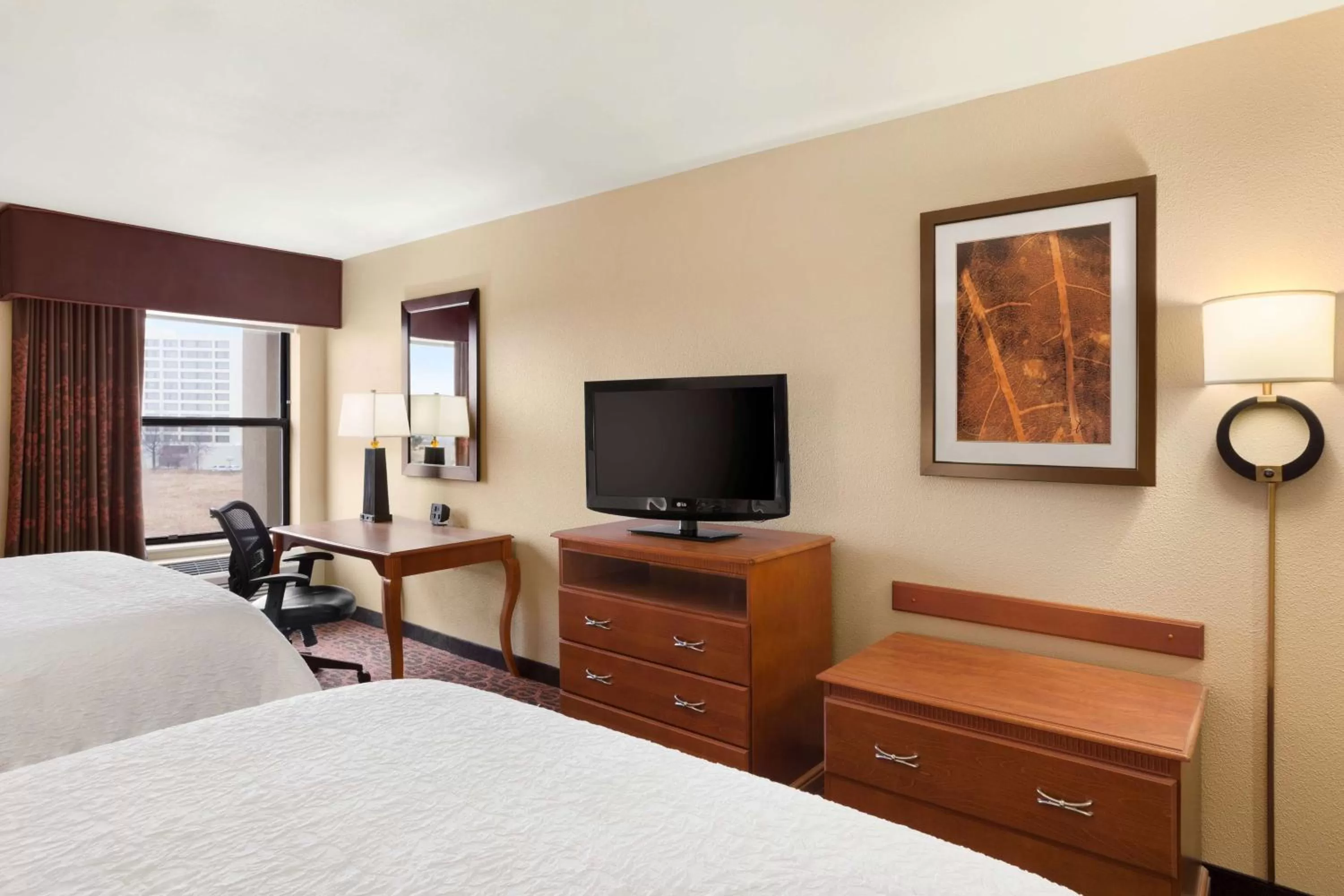 Queen Room with Two Queen Beds - Smoking in Hampton Inn Wichita-East
