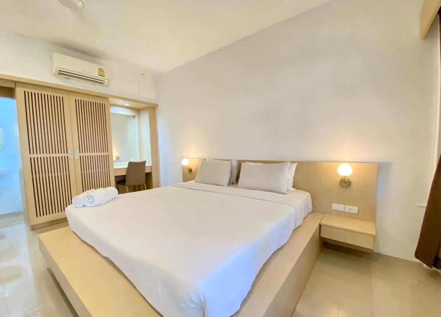 Deluxe Double Room in Garden Home Kata