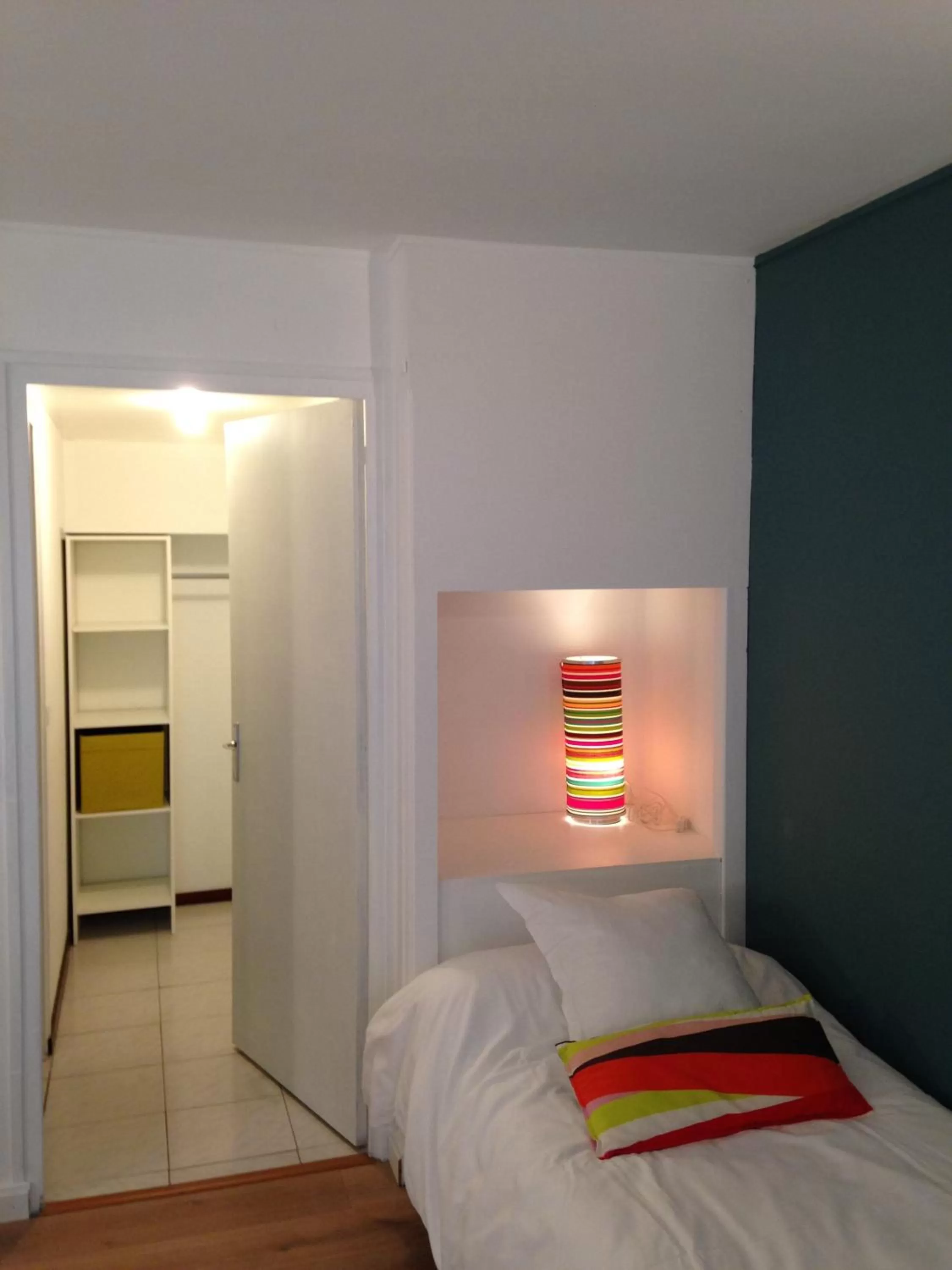 Classic Triple Room in Hôtel Les Hauts de Meursault