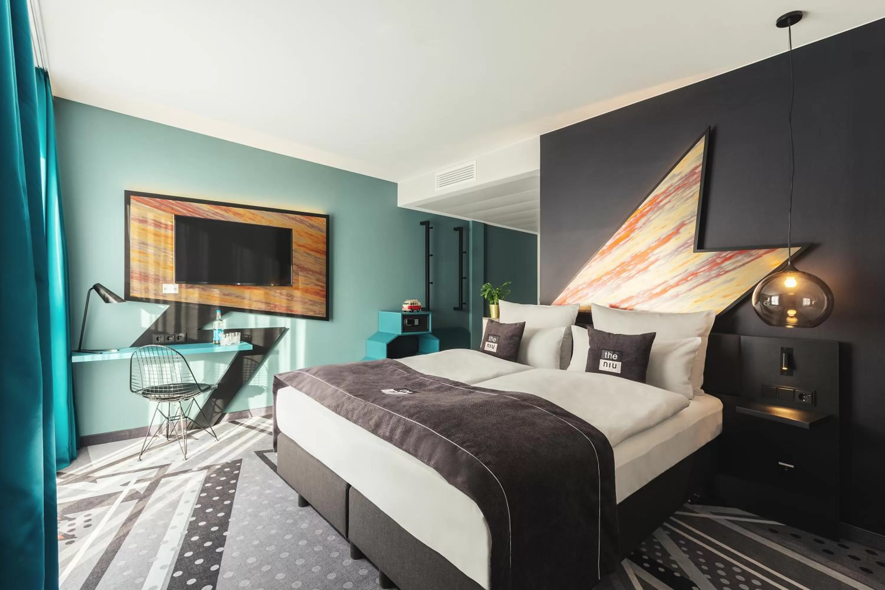 Superior Triple Room in Holiday Inn - the niu, Flash Berlin Charlottenburg by IHG