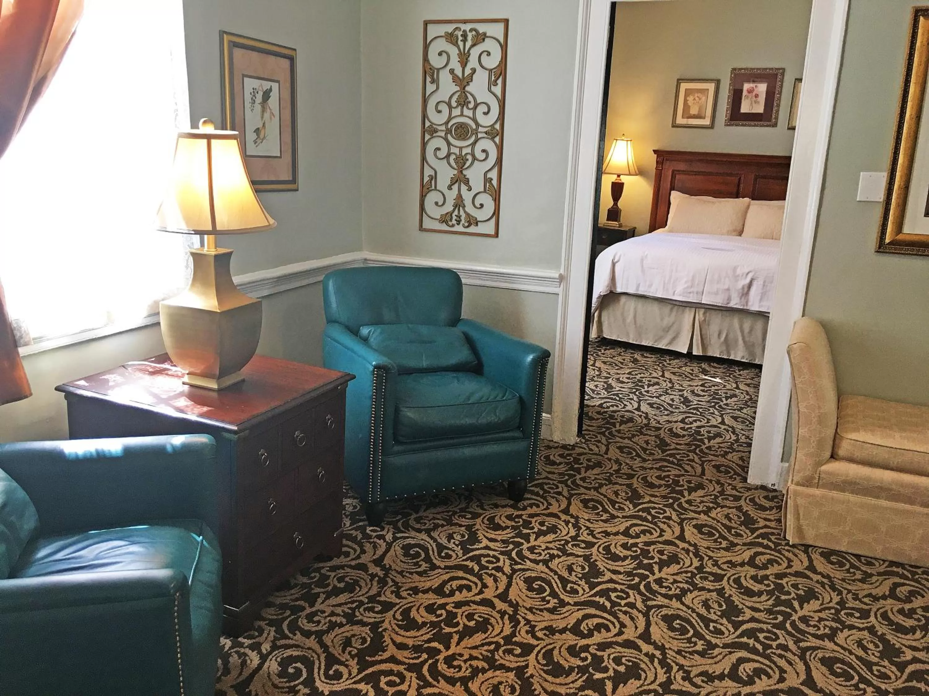 Mini Suite 203 Main House in Morris House Hotel