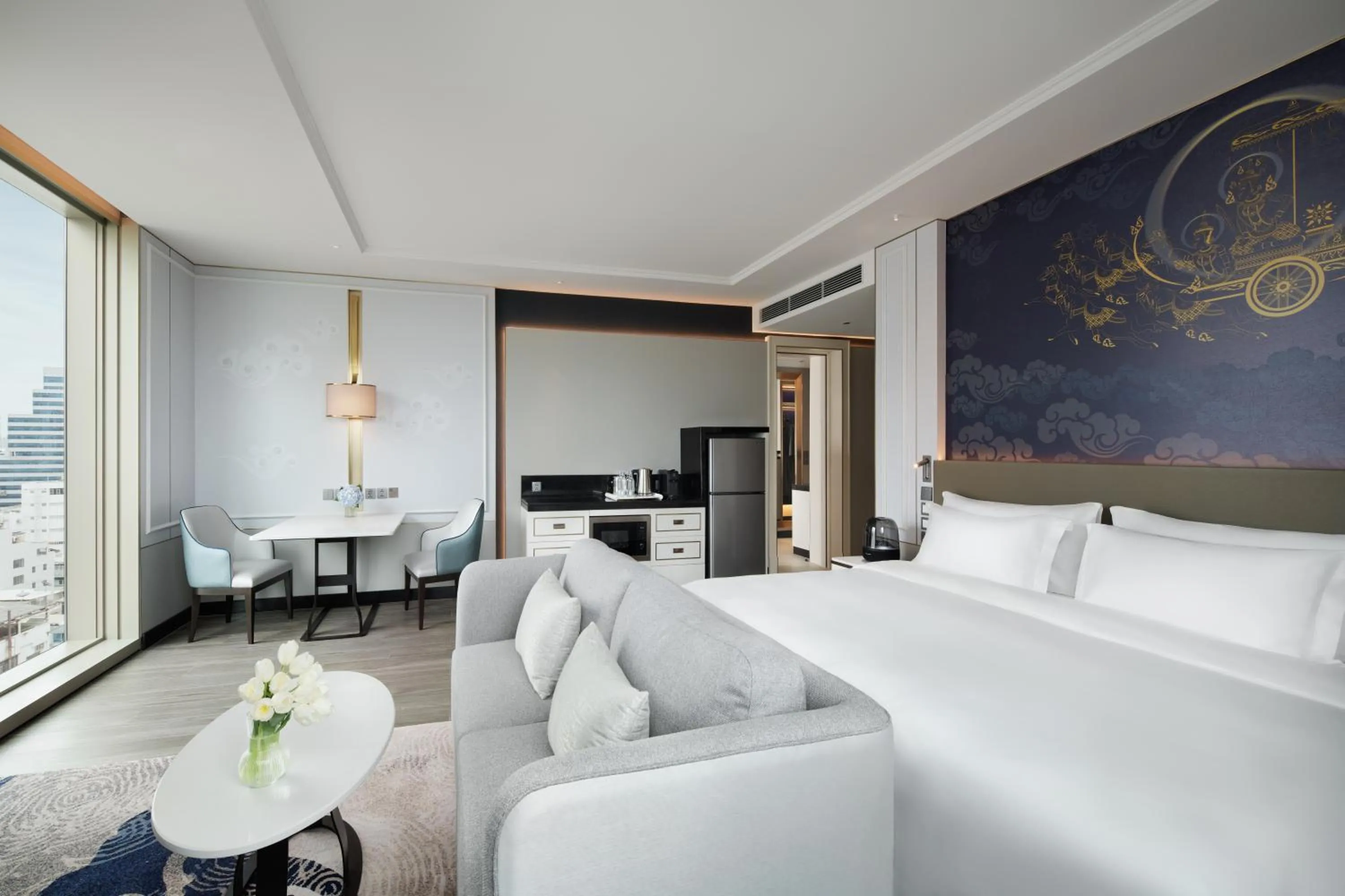  Family Executive in Grande Centre Point Surawong Bangkok