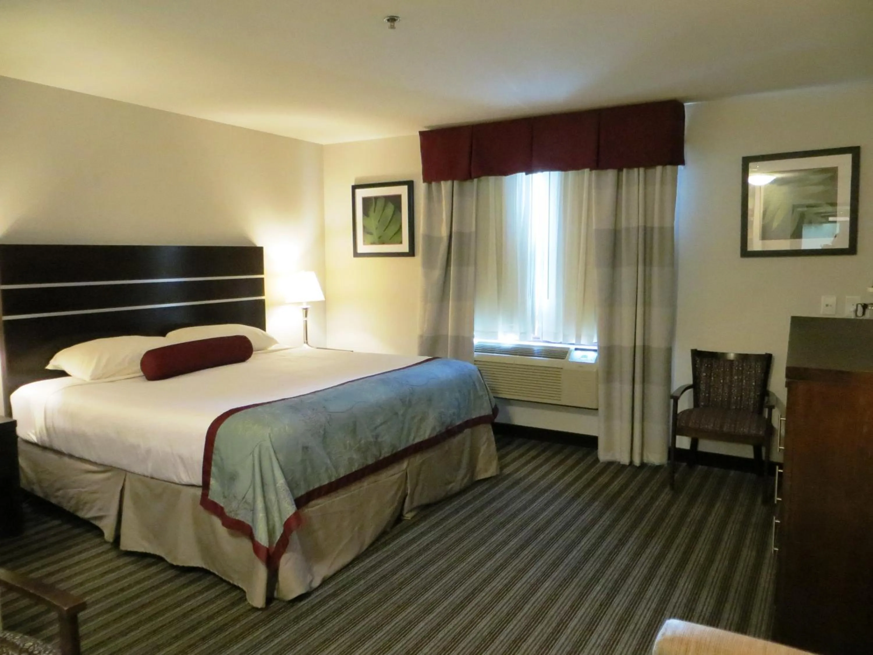 King Room with Two King Beds - Non-Smoking in Super 8 by Wyndham Saskatoon Near Downtown