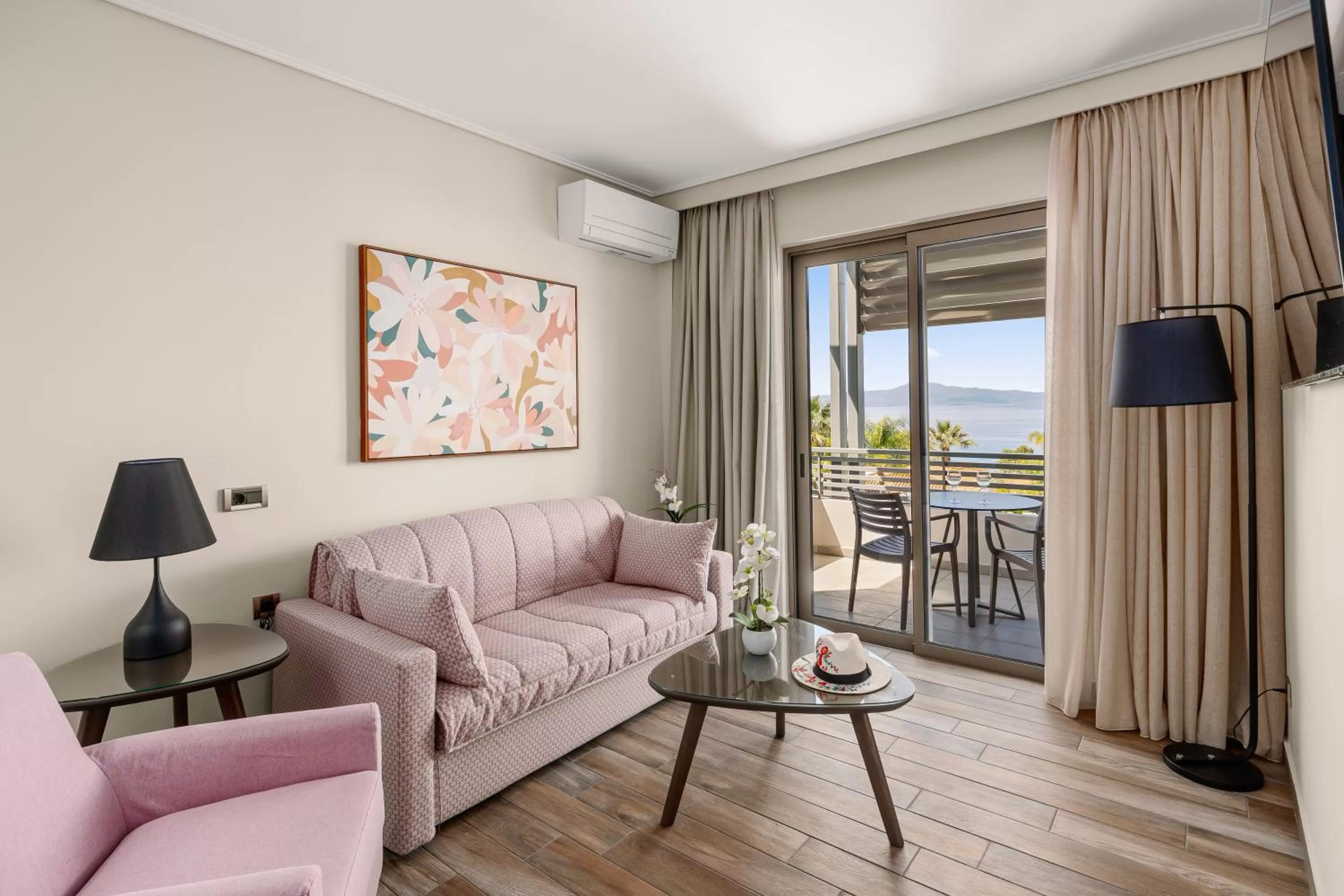 Deluxe Family Apartment with Garden View  in Akti Taygetos - Conference Resort