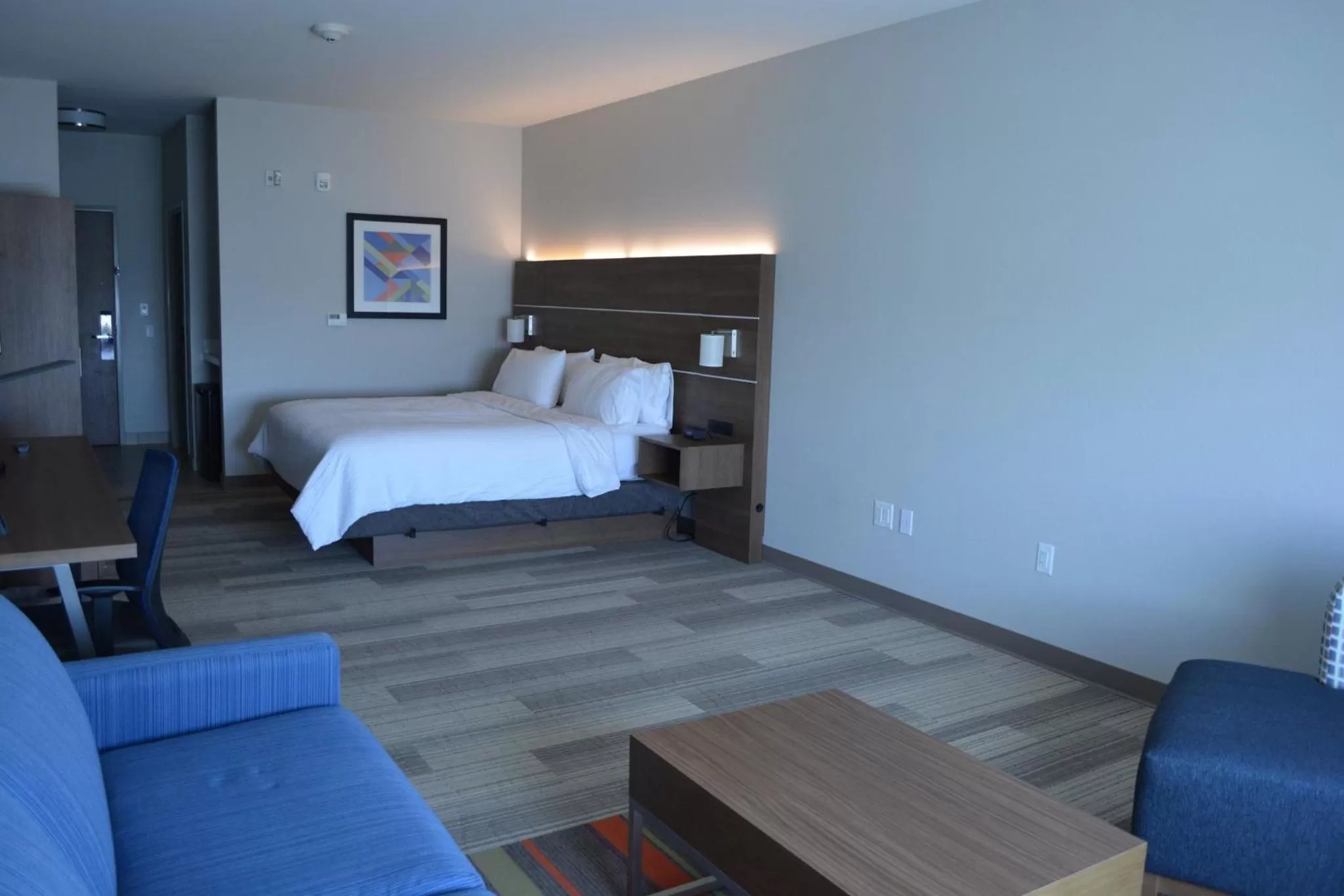 King Suite with Sofa Bed in Holiday Inn Express & Suites - Liberal by IHG