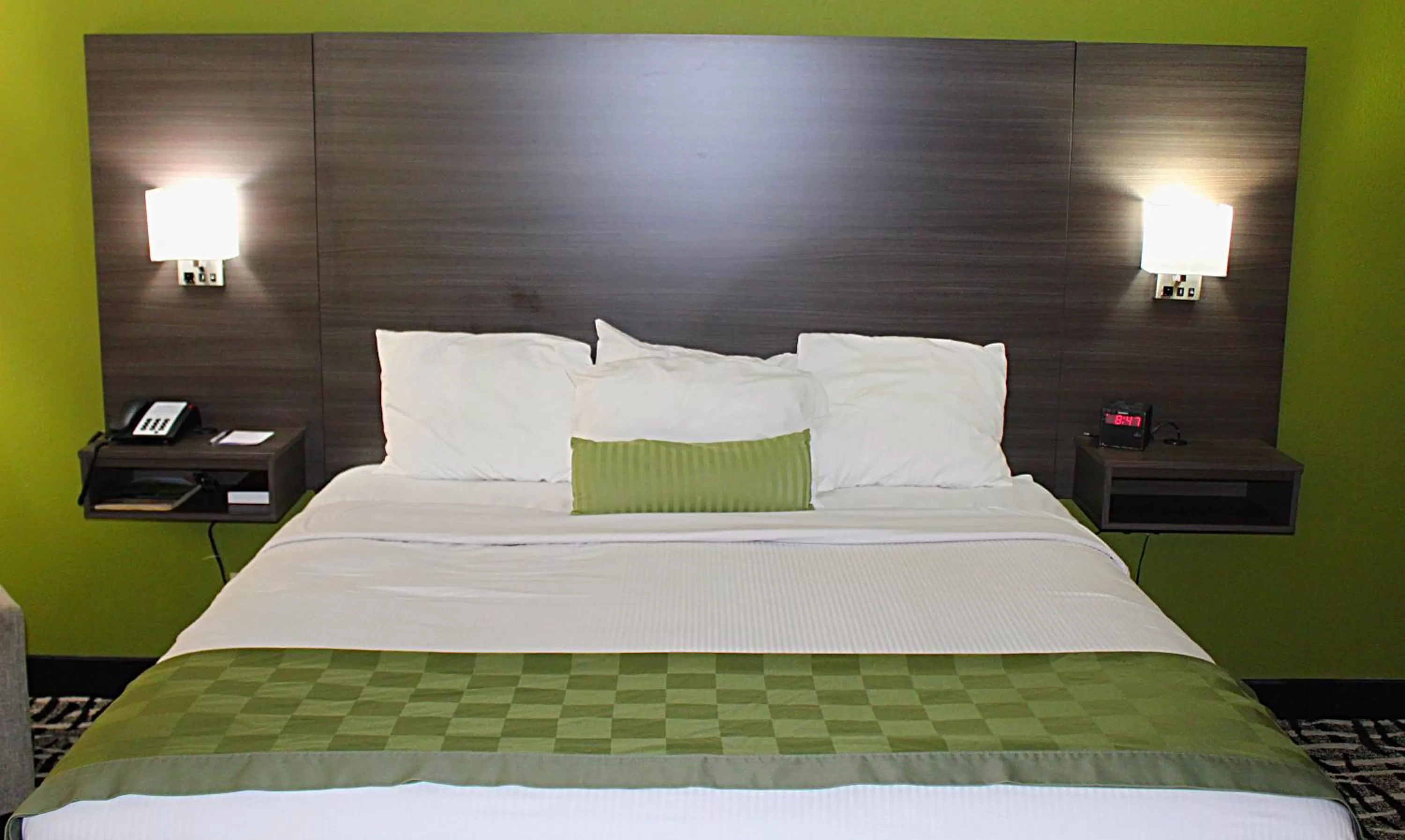 King Studio Suite - Non-Smoking in Baymont by Wyndham Springfield