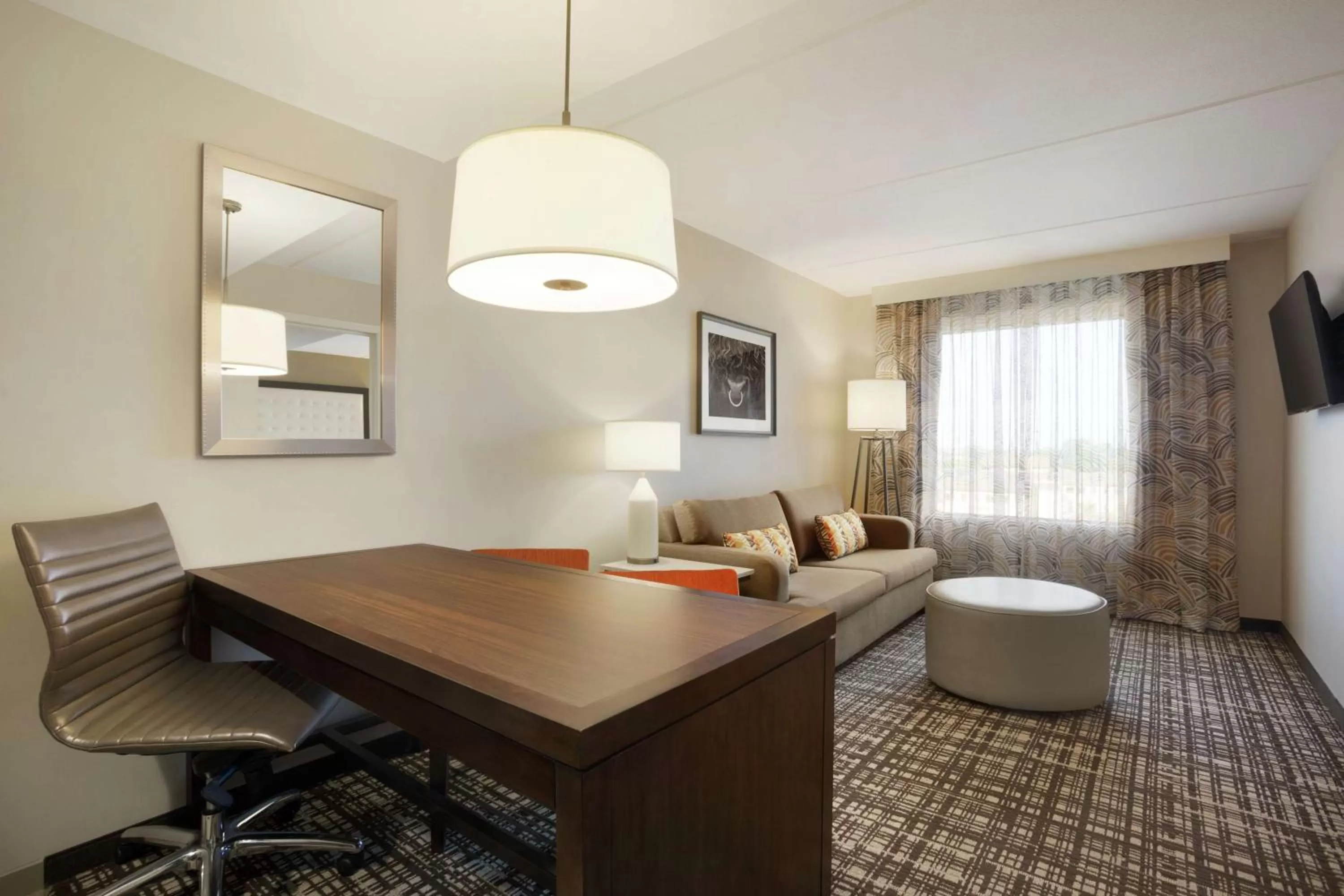 King Suite - Hearing Access in Embassy Suites Oklahoma City Downtown/Medical Center