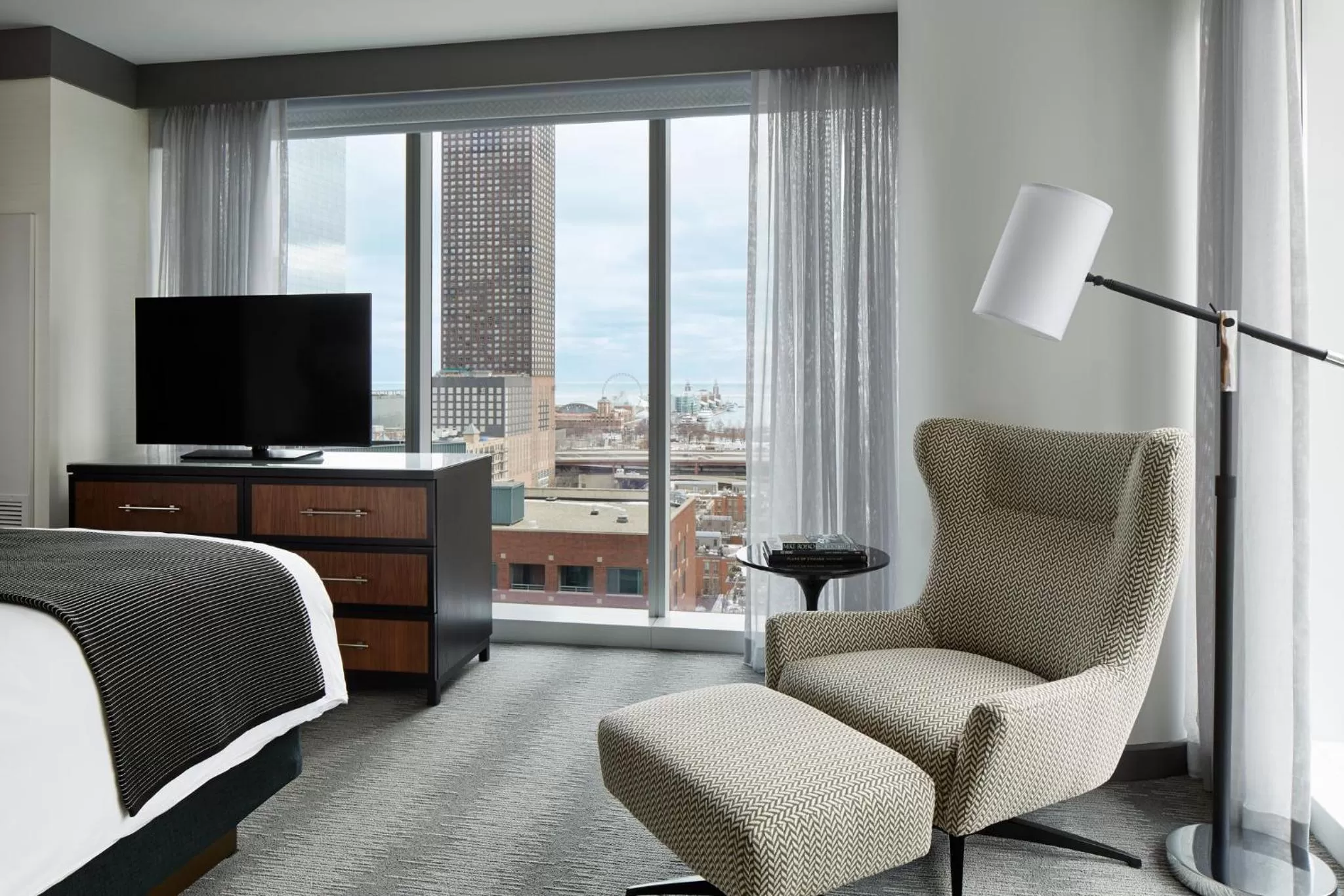 Lake View Suite in Loews Chicago Hotel