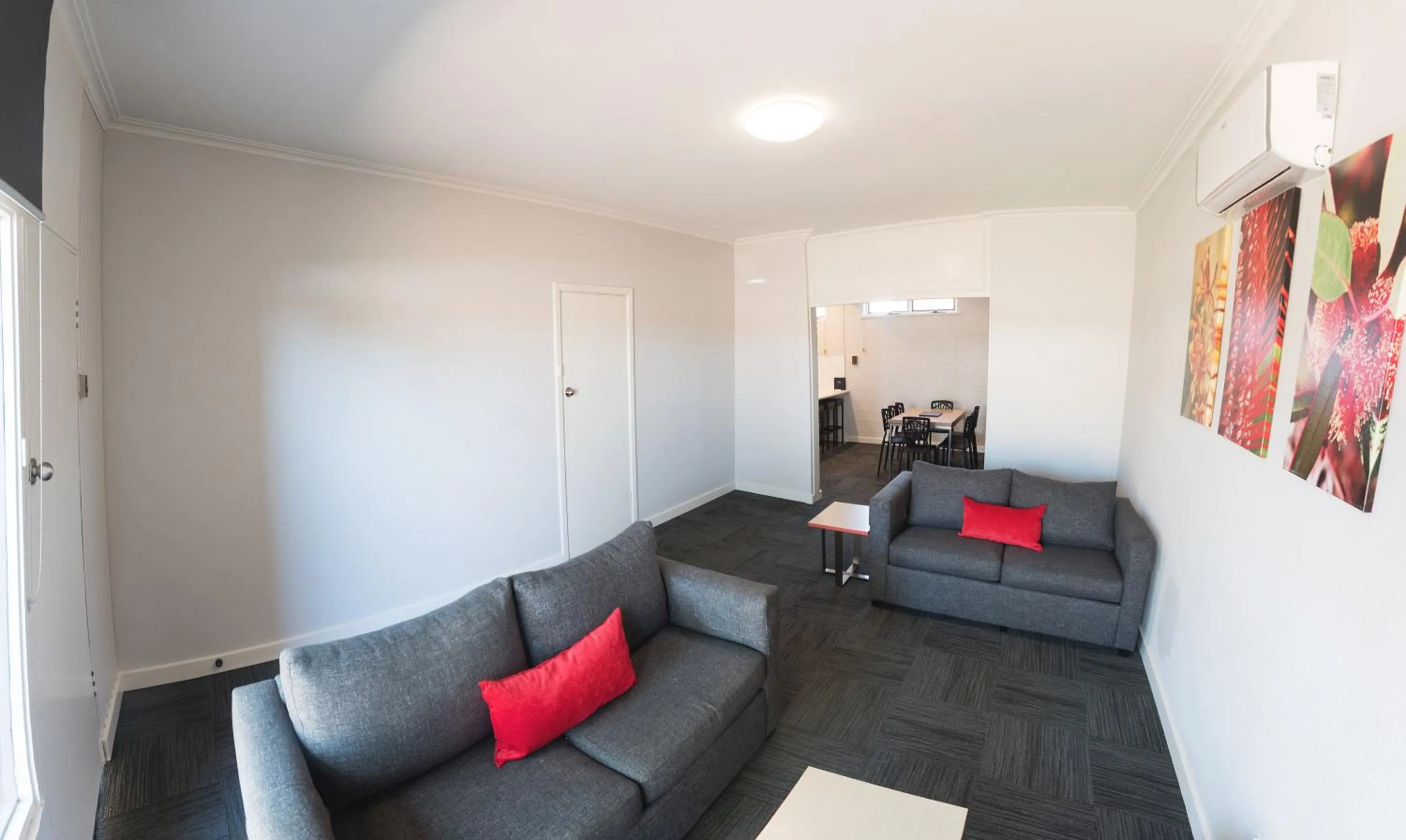 Three-Bedroom Apartment in Links Hotel