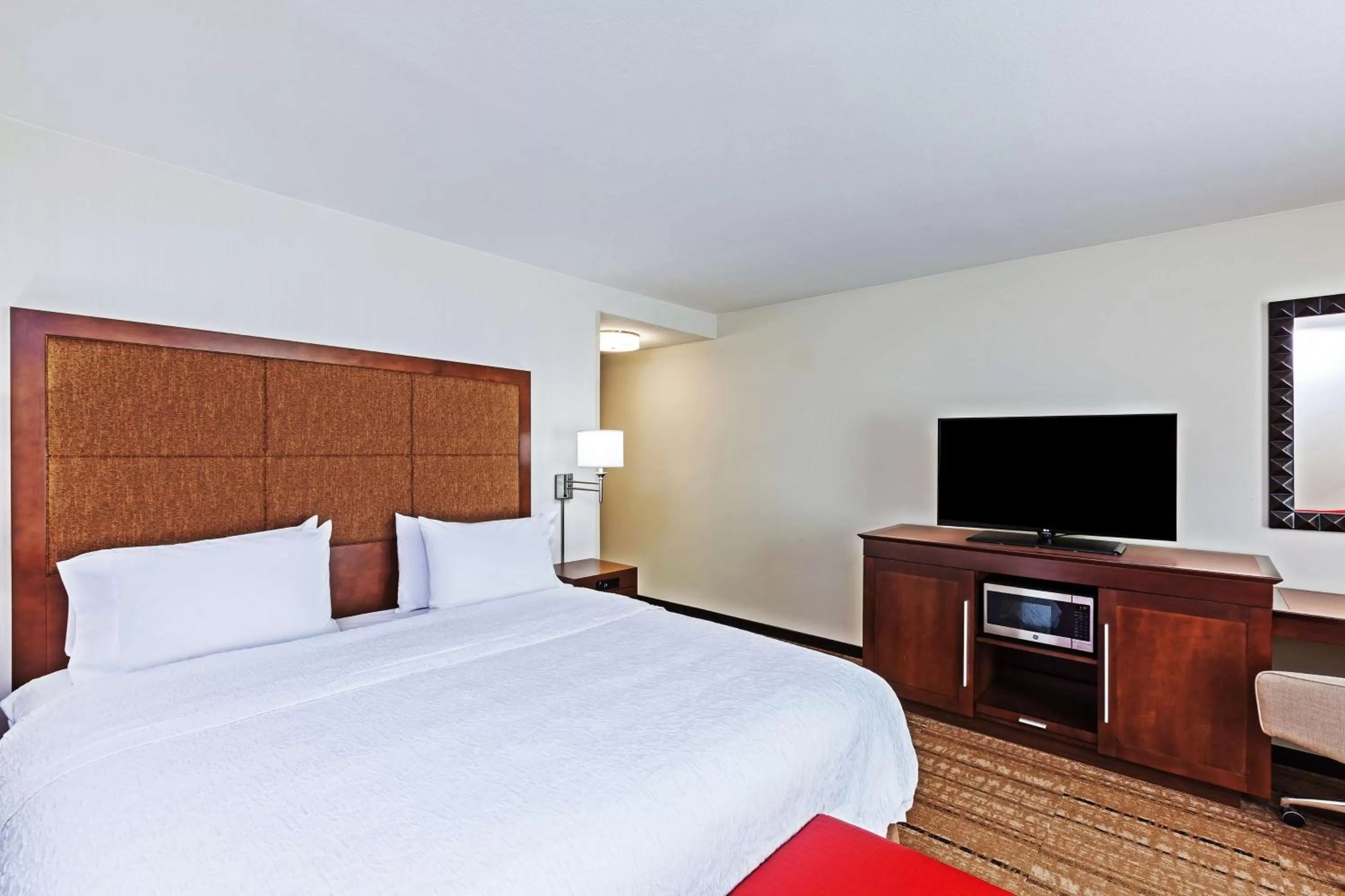 King Room - Mobility Access/Non-Smoking in Hampton Inn & Suites Houston I-10 West Park Row, Tx
