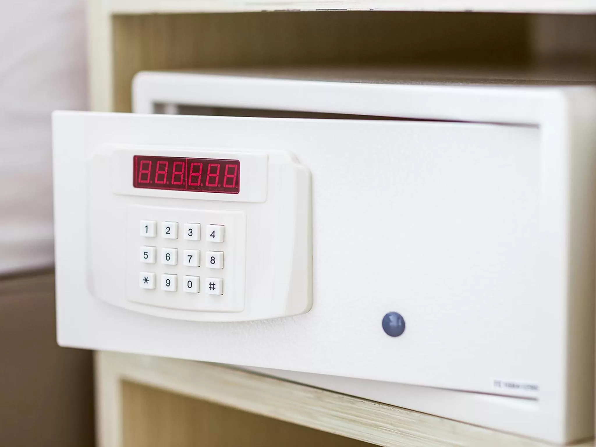 Twin Room in Go Hotels North EDSA