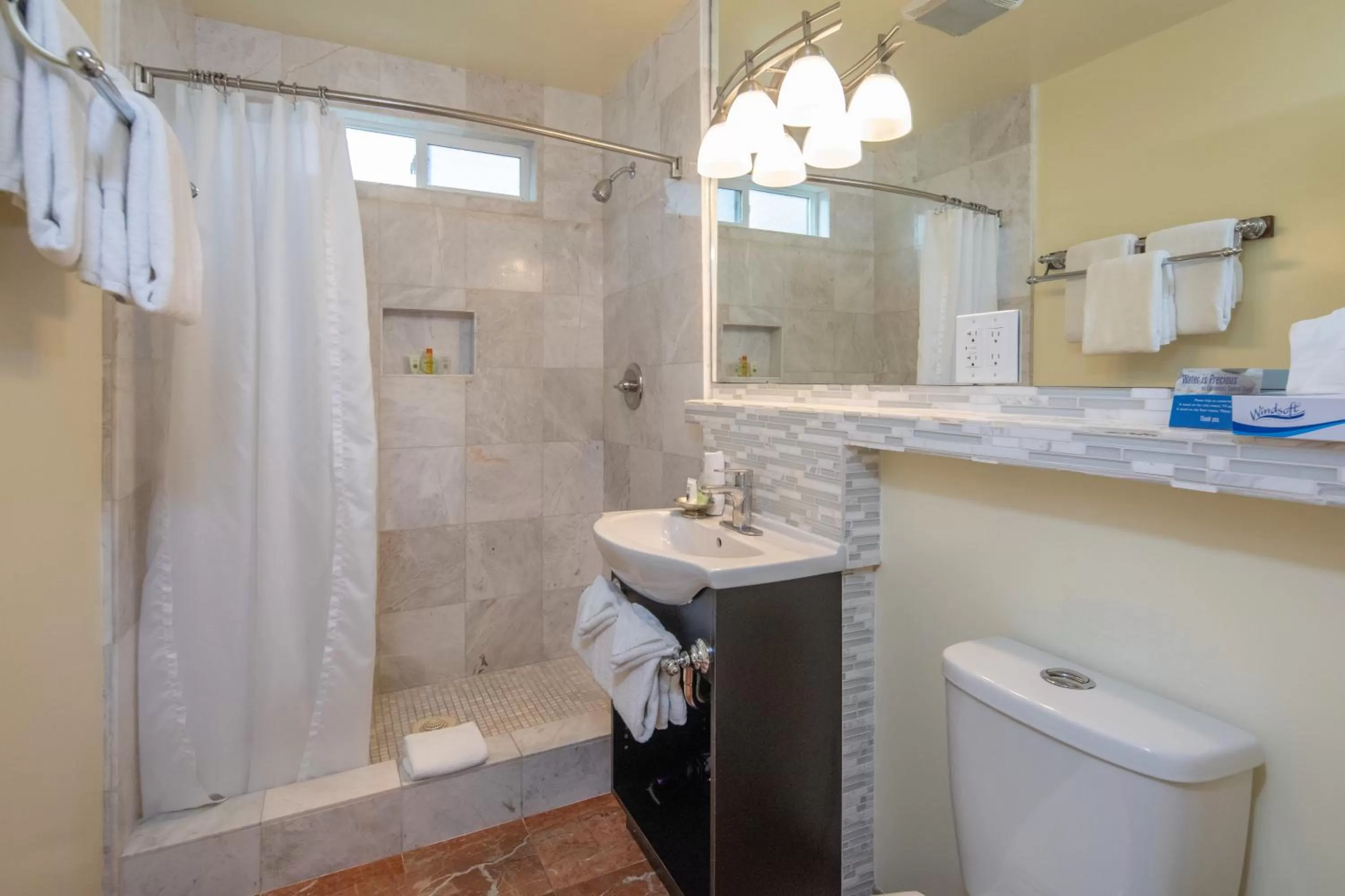 Queen Suite in The Vendange Carmel Inn & Suites