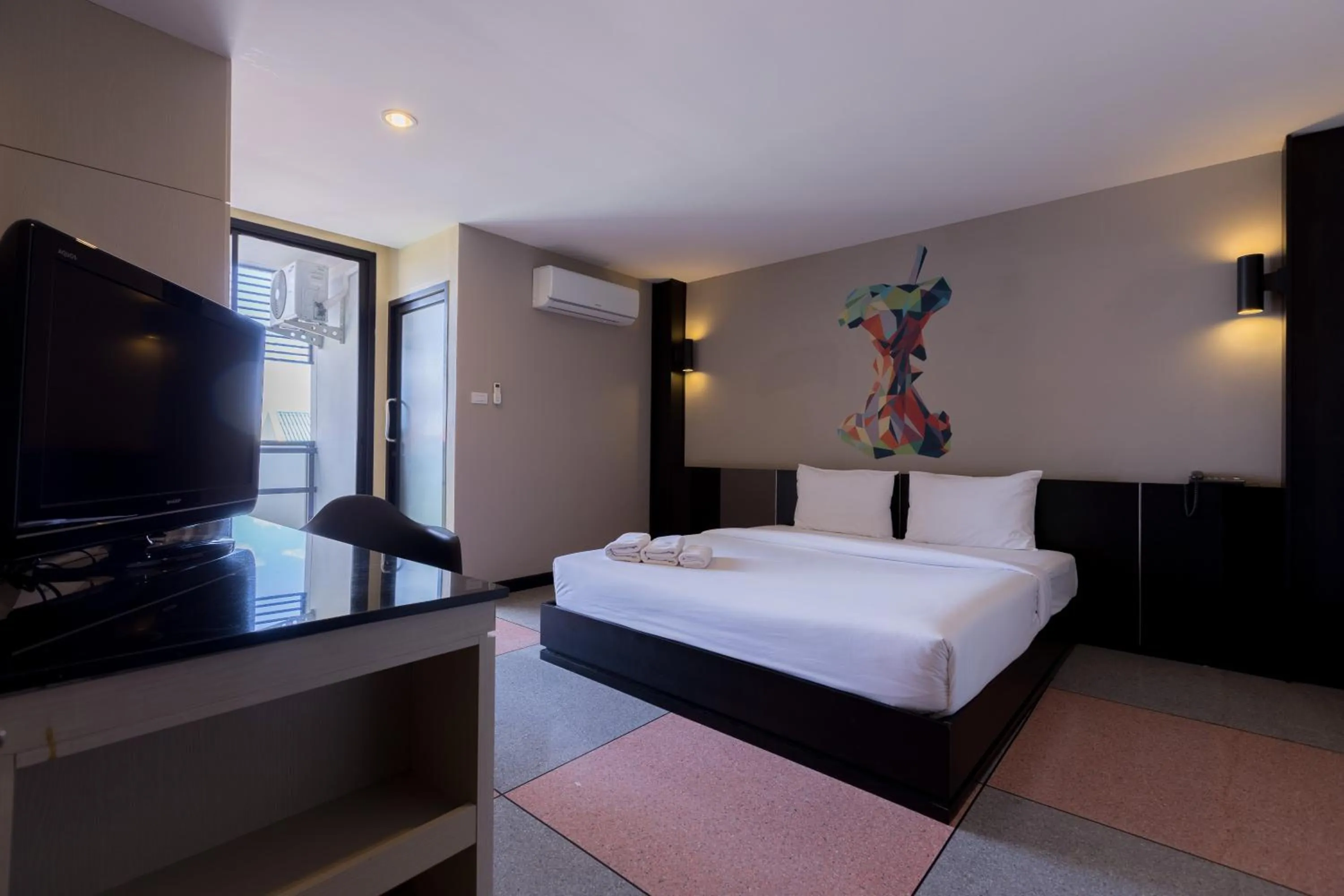 Superior Double Room in Pentahug Hotel