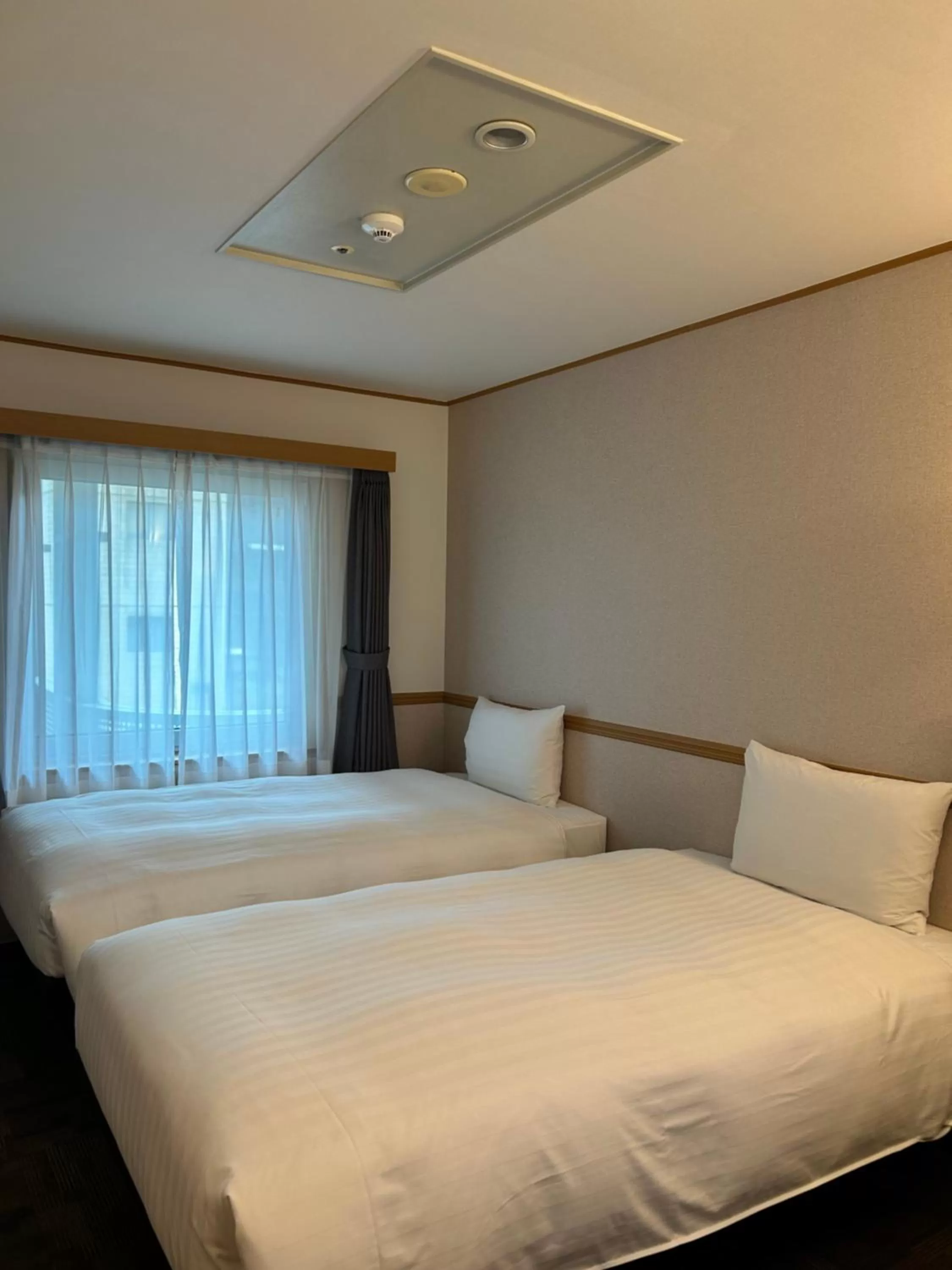 Twin Room - Non-Smoking in Toyoko Inn Busan Station No.1