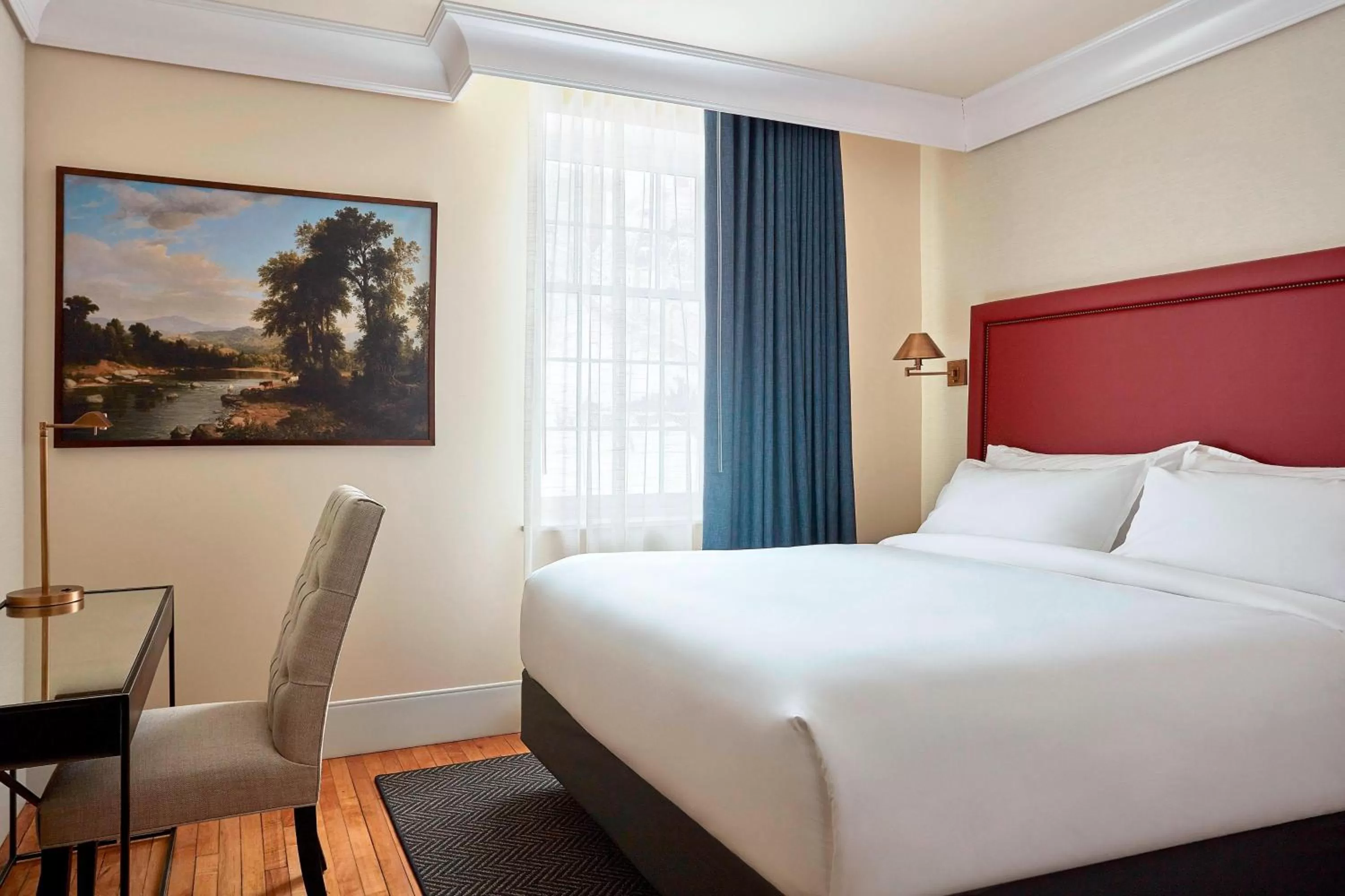 Business King Room in The Wick, Hudson, a Tribute Portfolio Hotel