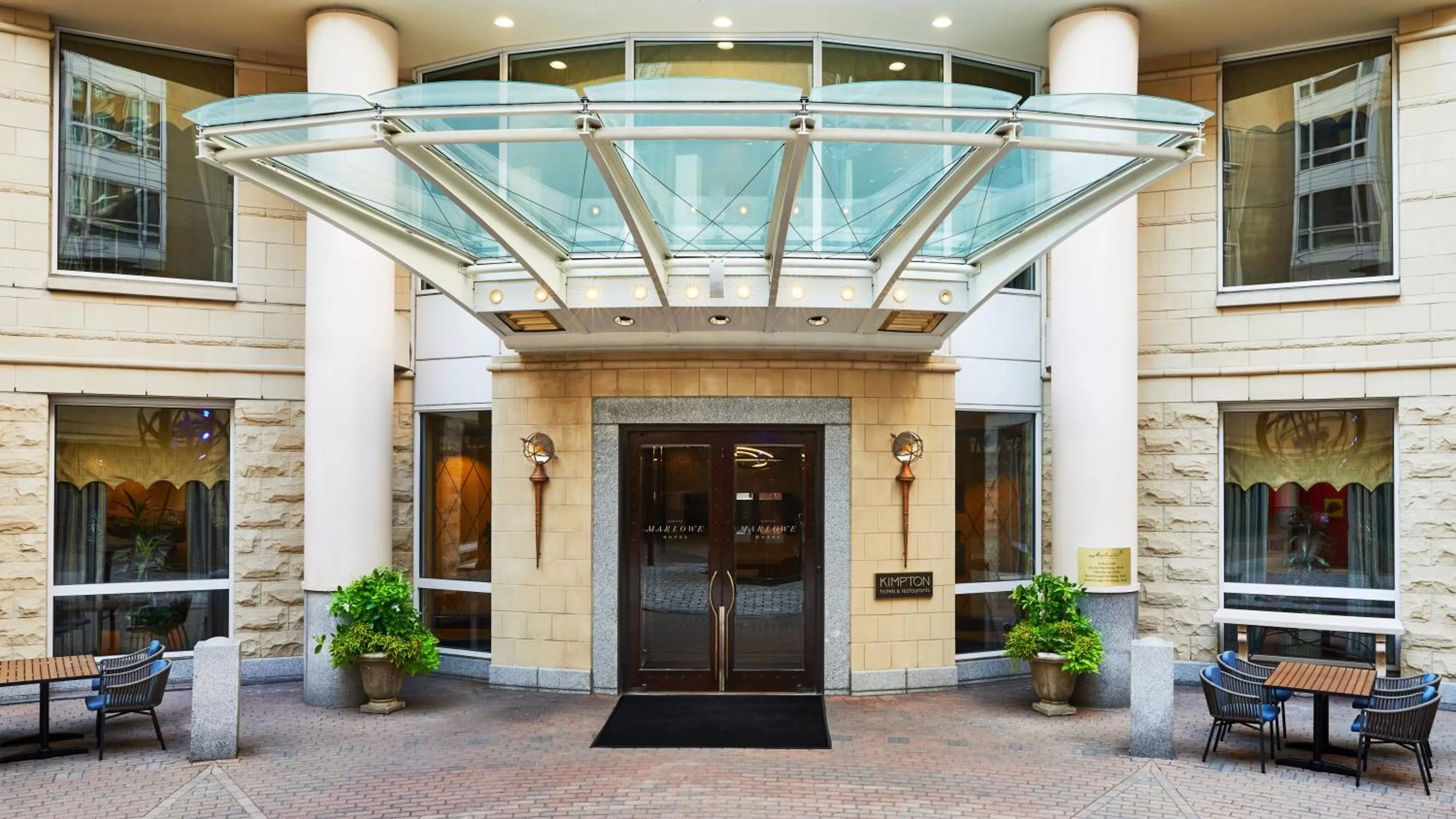 Property building in Kimpton Marlowe by IHG