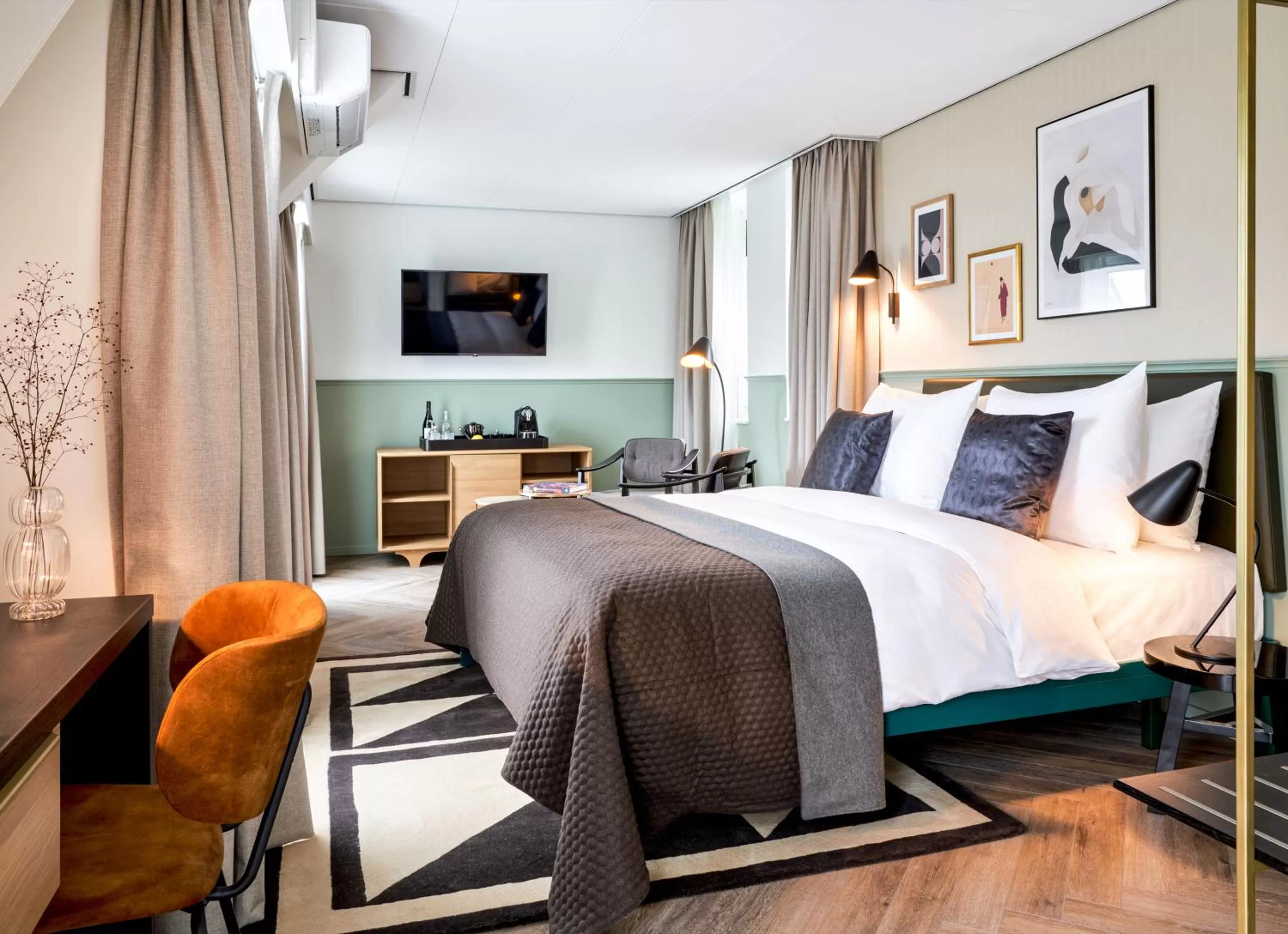 Junior Suite in Park Centraal Den Haag, part of Sircle Collection