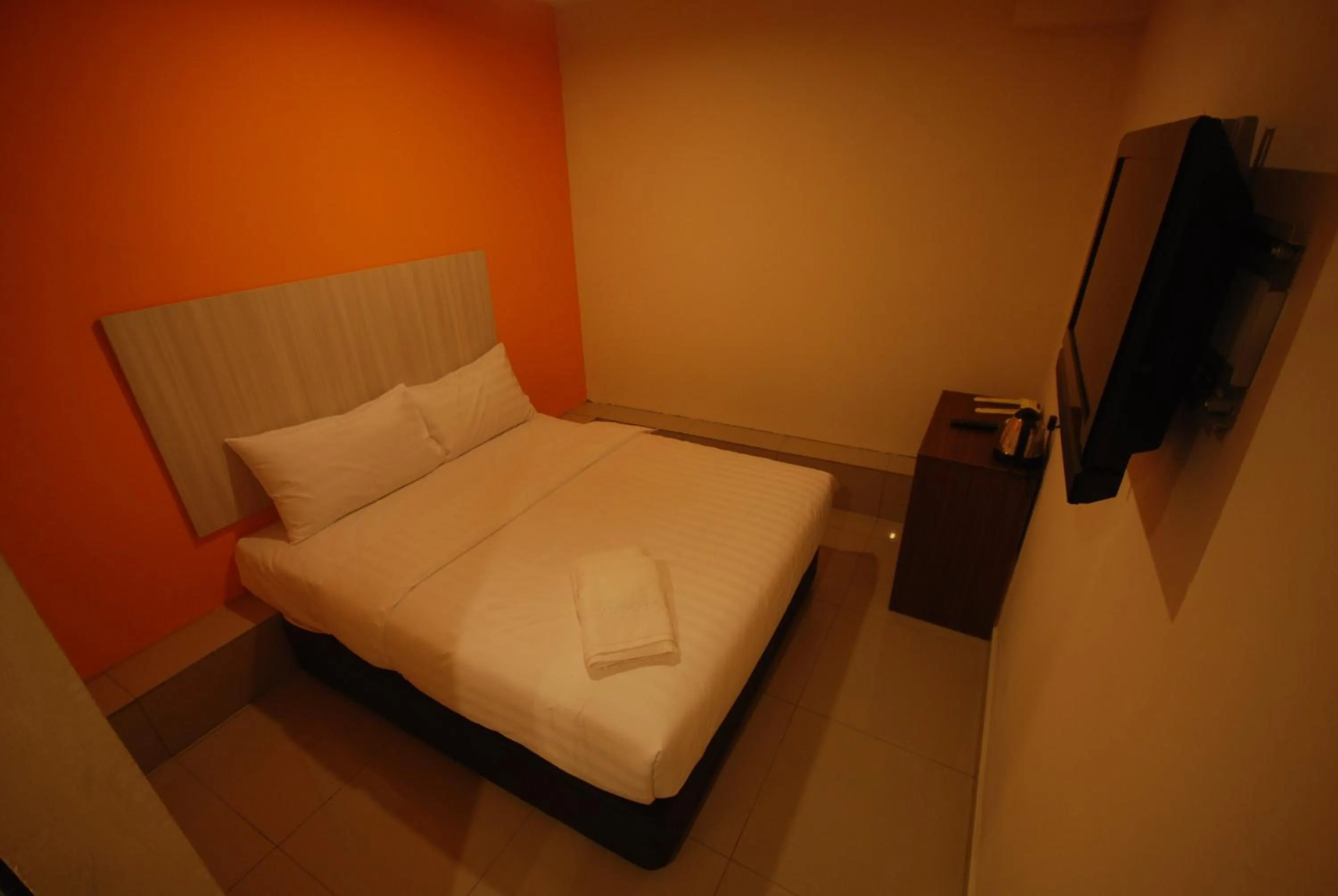 Standard Queen Room in 101 Hotel Bangi
