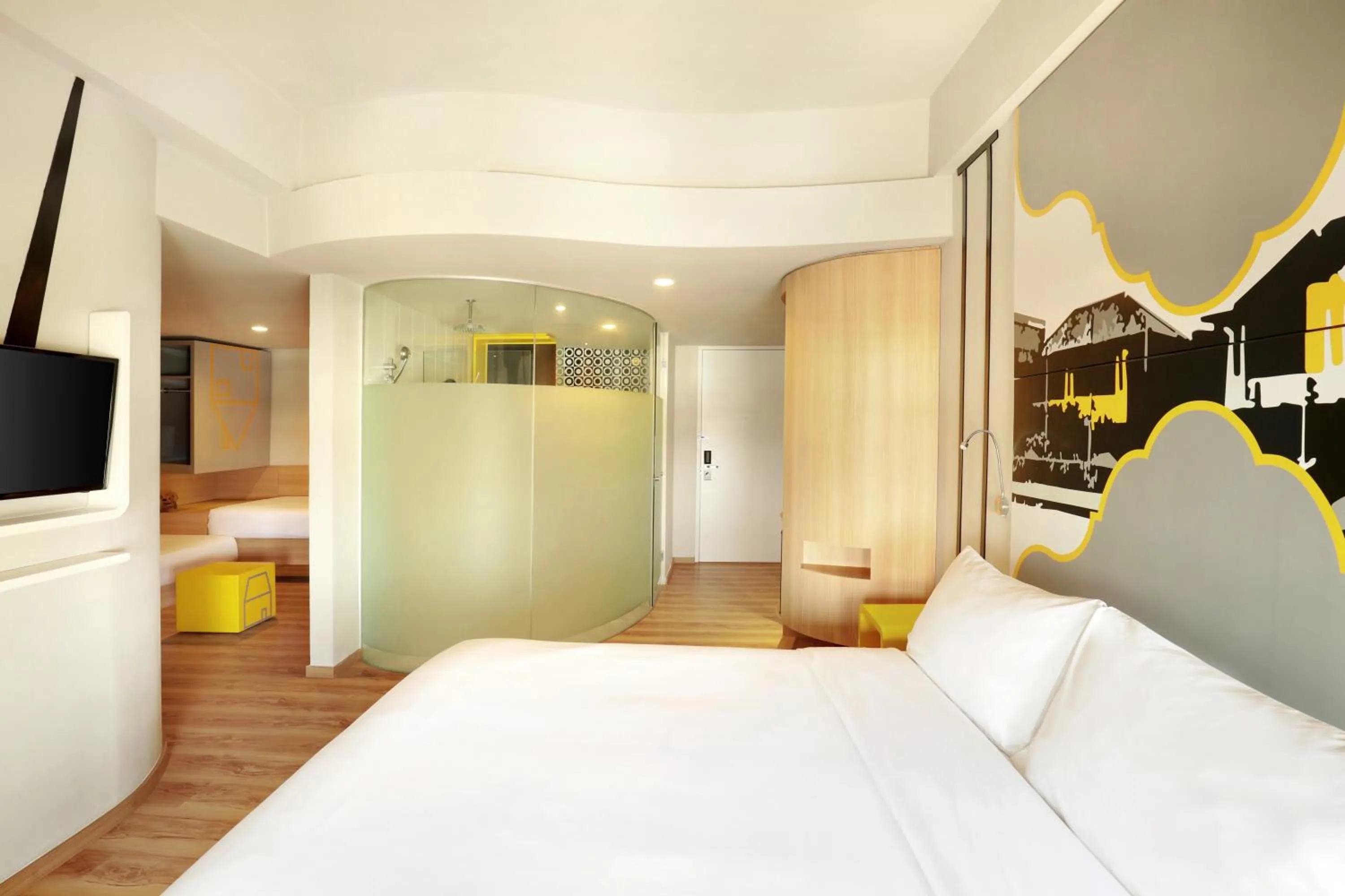 Family Suite in KIMAYA Braga Bandung by HARRIS