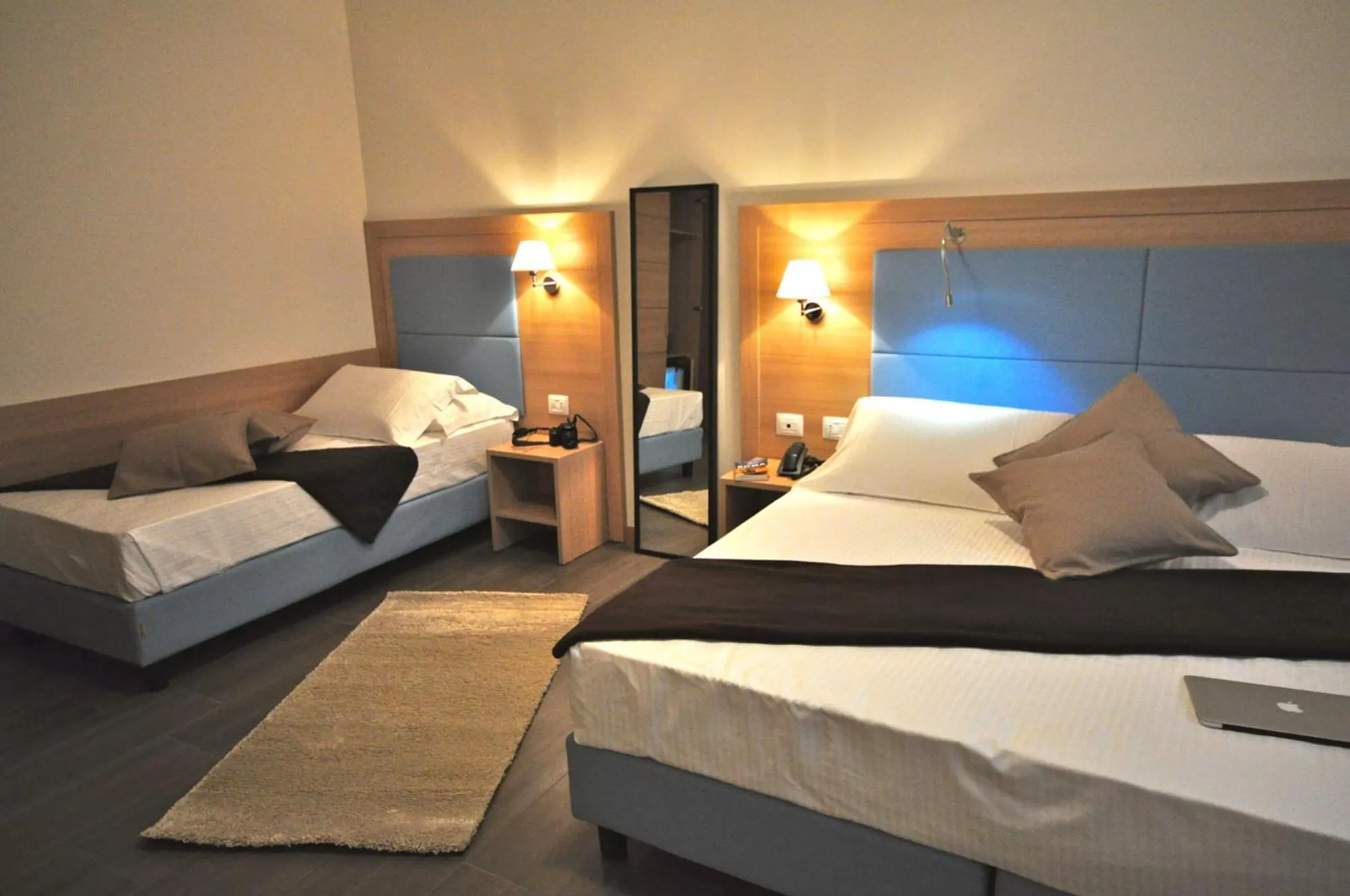 Triple Room in Hotel 325 Tor Vergata