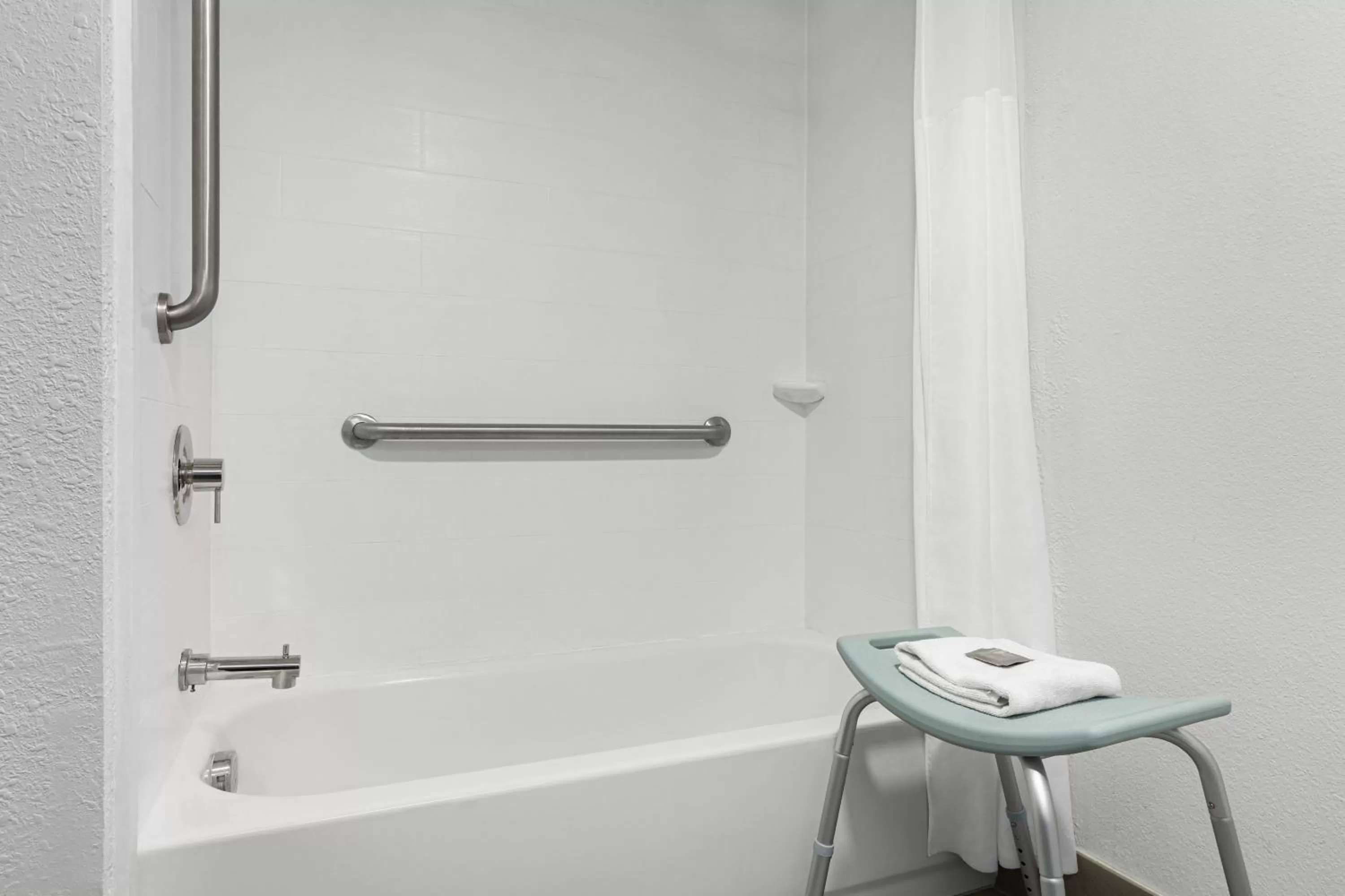 King Room - Disability Access in Country Inn & Suites by Radisson, Dunn, NC