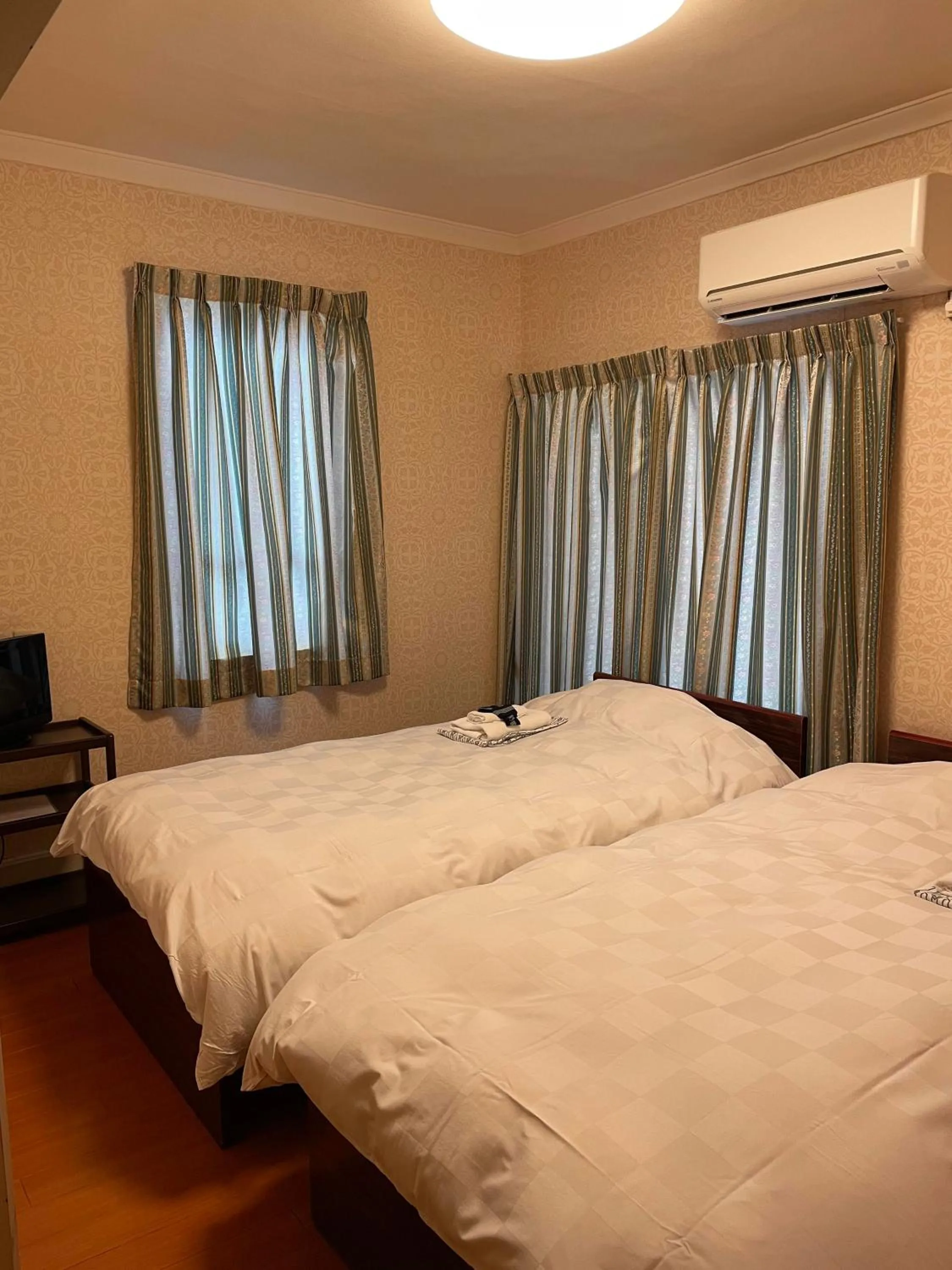 Standard Twin Room with Shared Bathroom - single occupancy in Hotel Fukudaya
