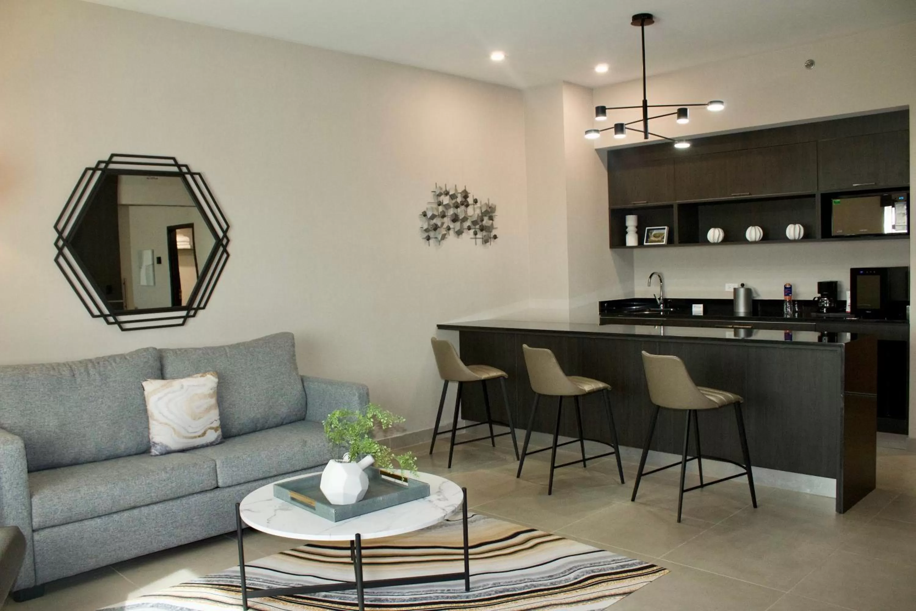 One-Bedroom King Suite in Holiday Inn Express & Suites - Tijuana Otay by IHG