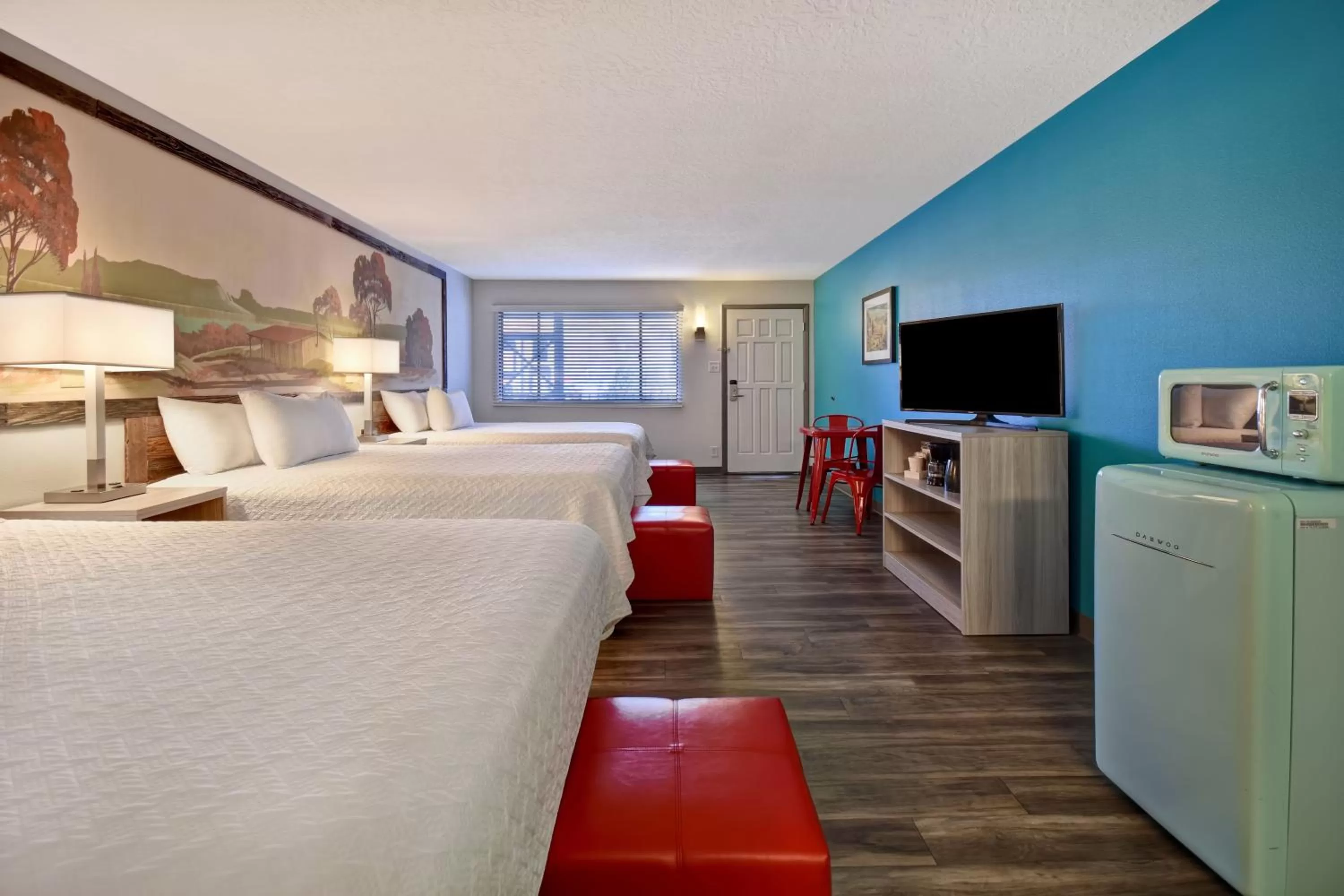 Deluxe Triple Room in Expedition Lodge Moab Arches National Park