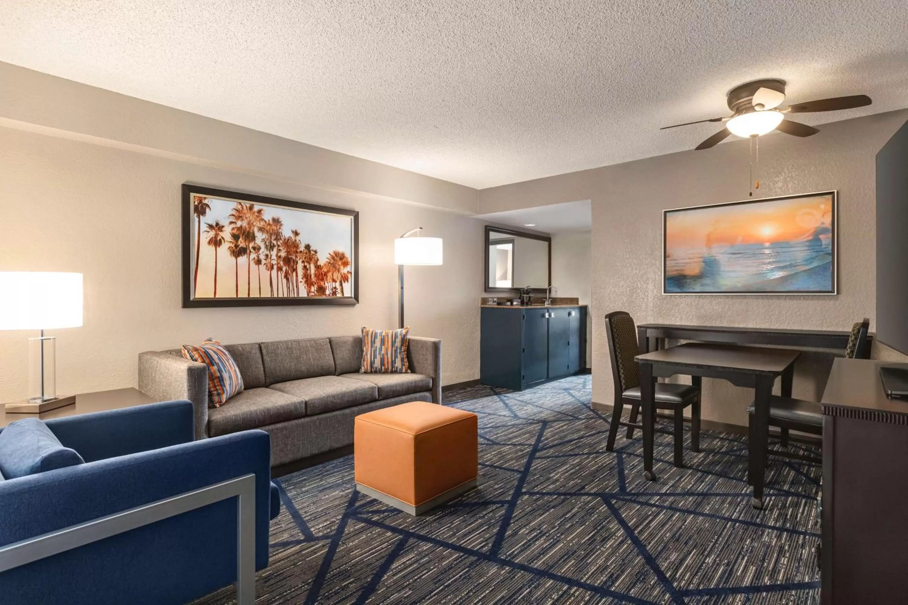 King Suite - Wellness Allergy Friendly in Embassy Suites by Hilton Miami International Airport