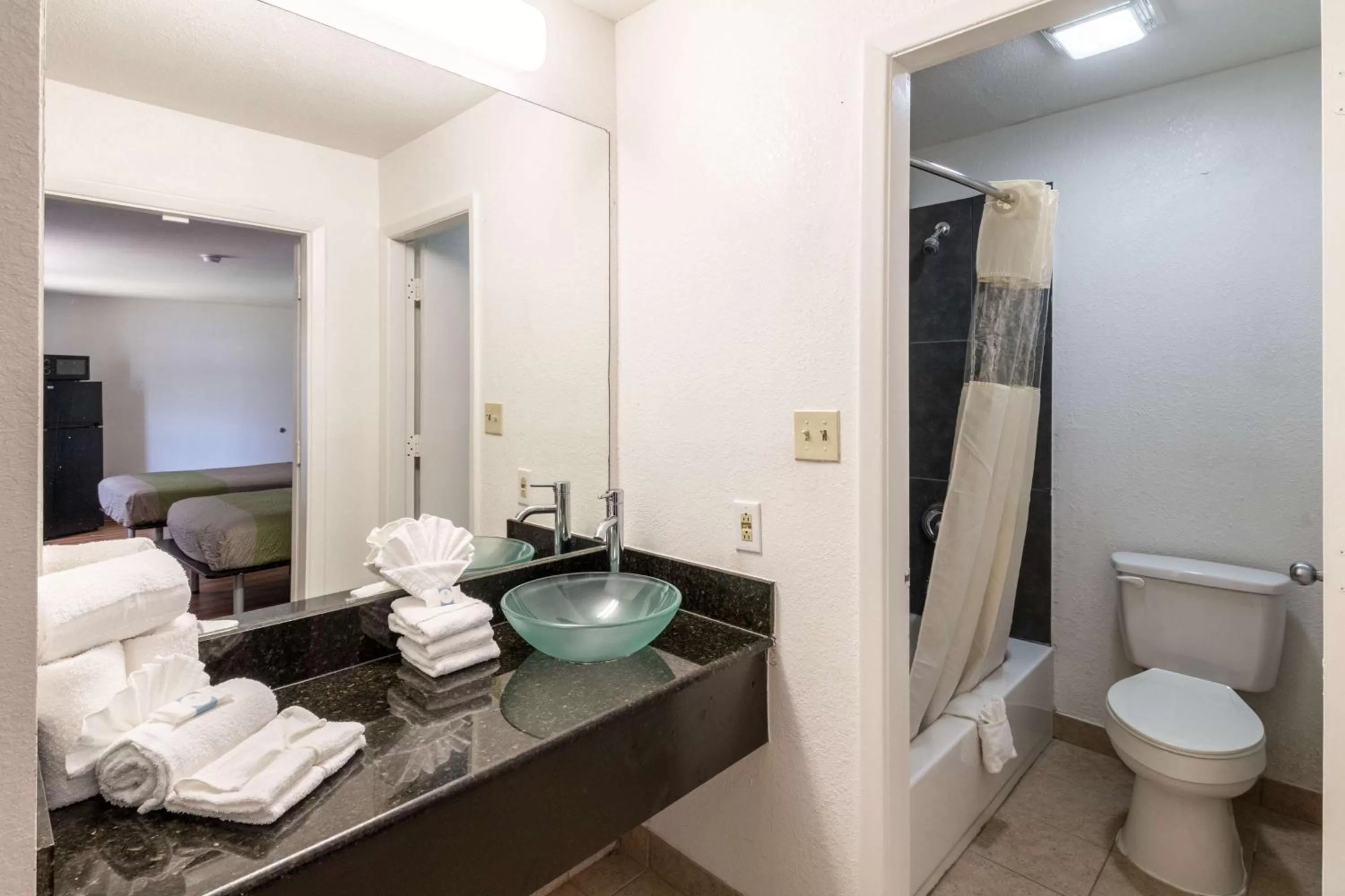 Suite - Non-Smoking in Studio 6-Arlington, TX