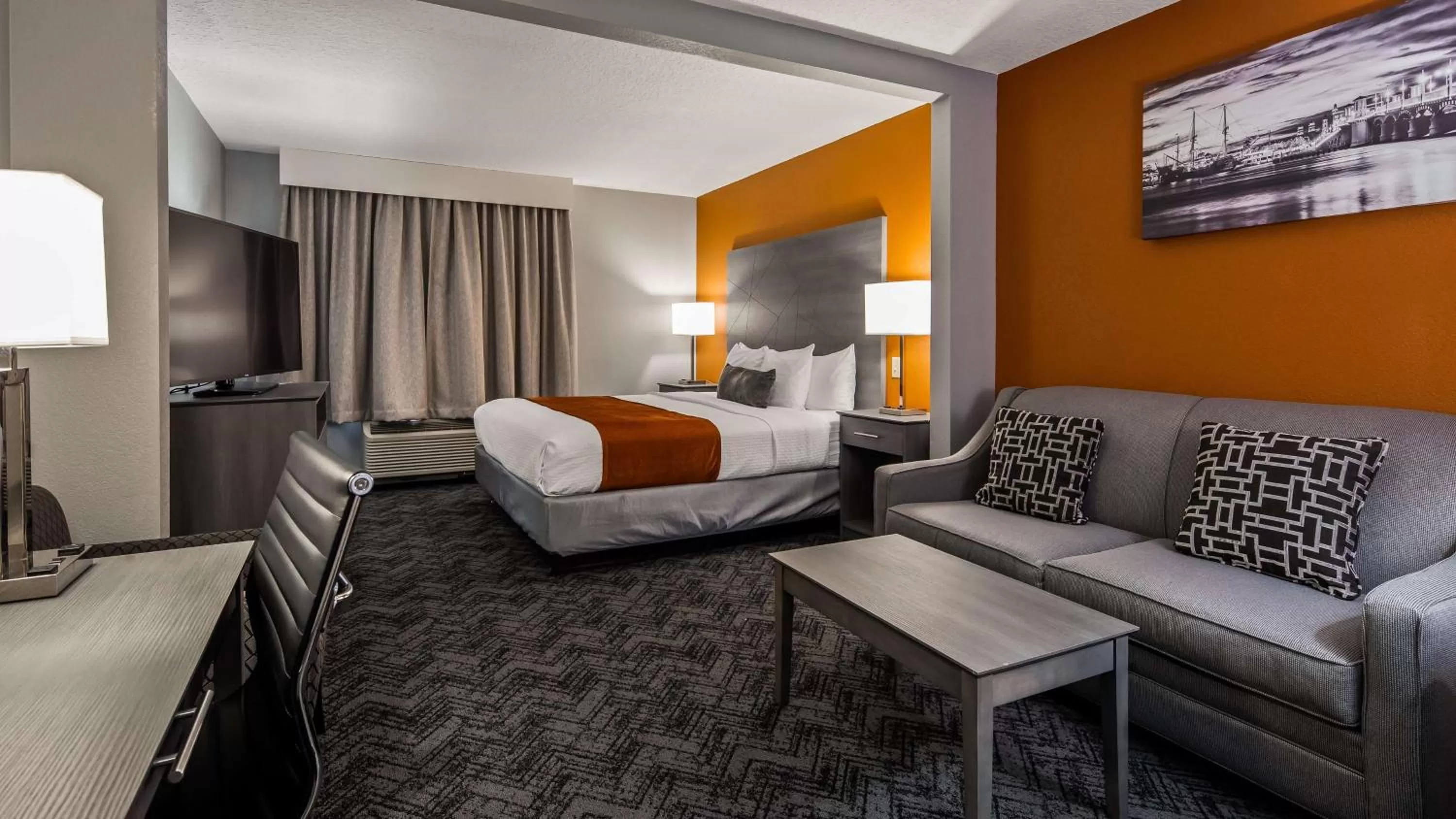 King Room with Sofa Bed in Best Western Plus St. Augustine I-95