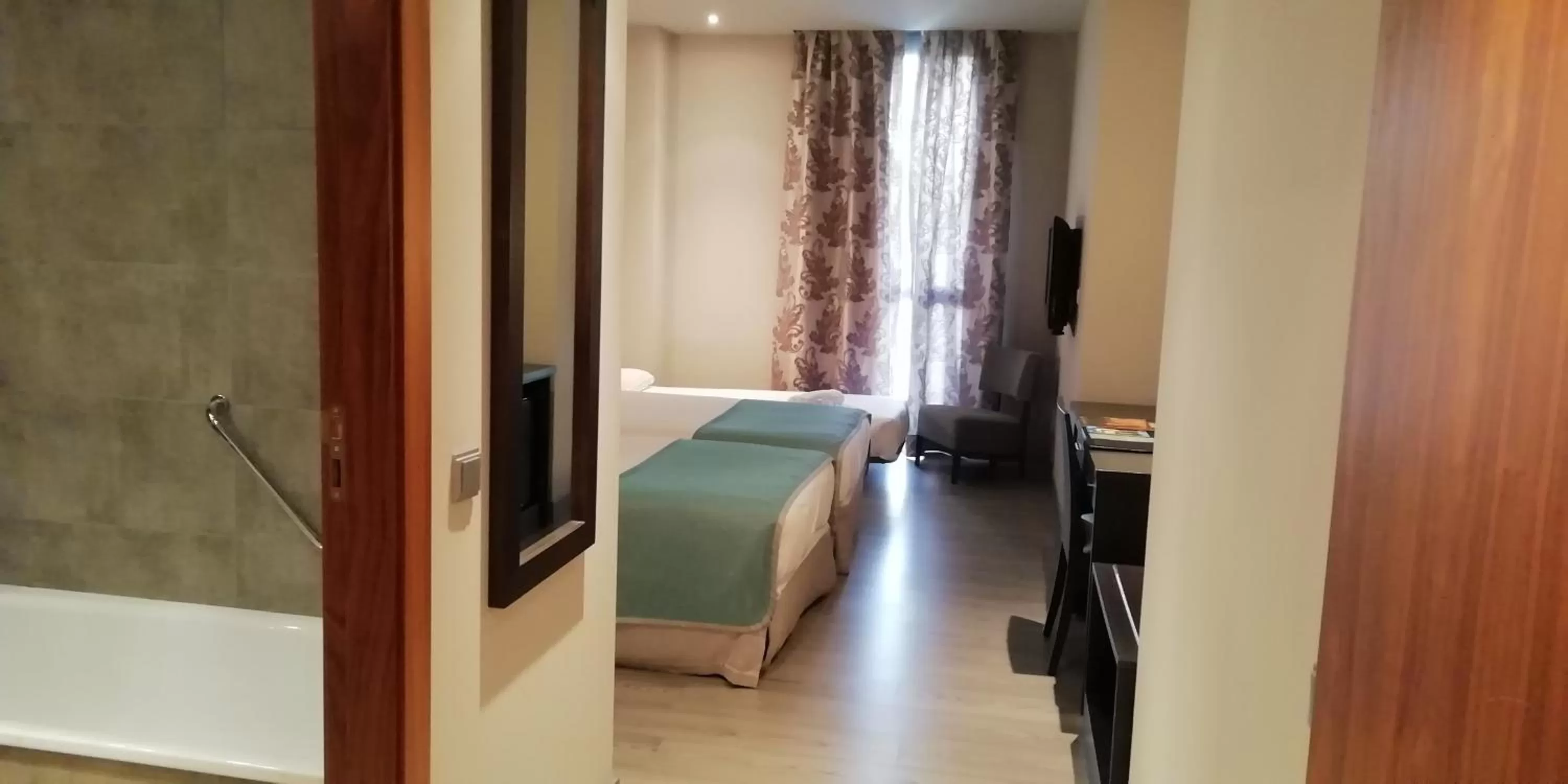 Double or Twin Room with Extra Bed (3 Adults) in Hotel Ciudad De Ponferrada