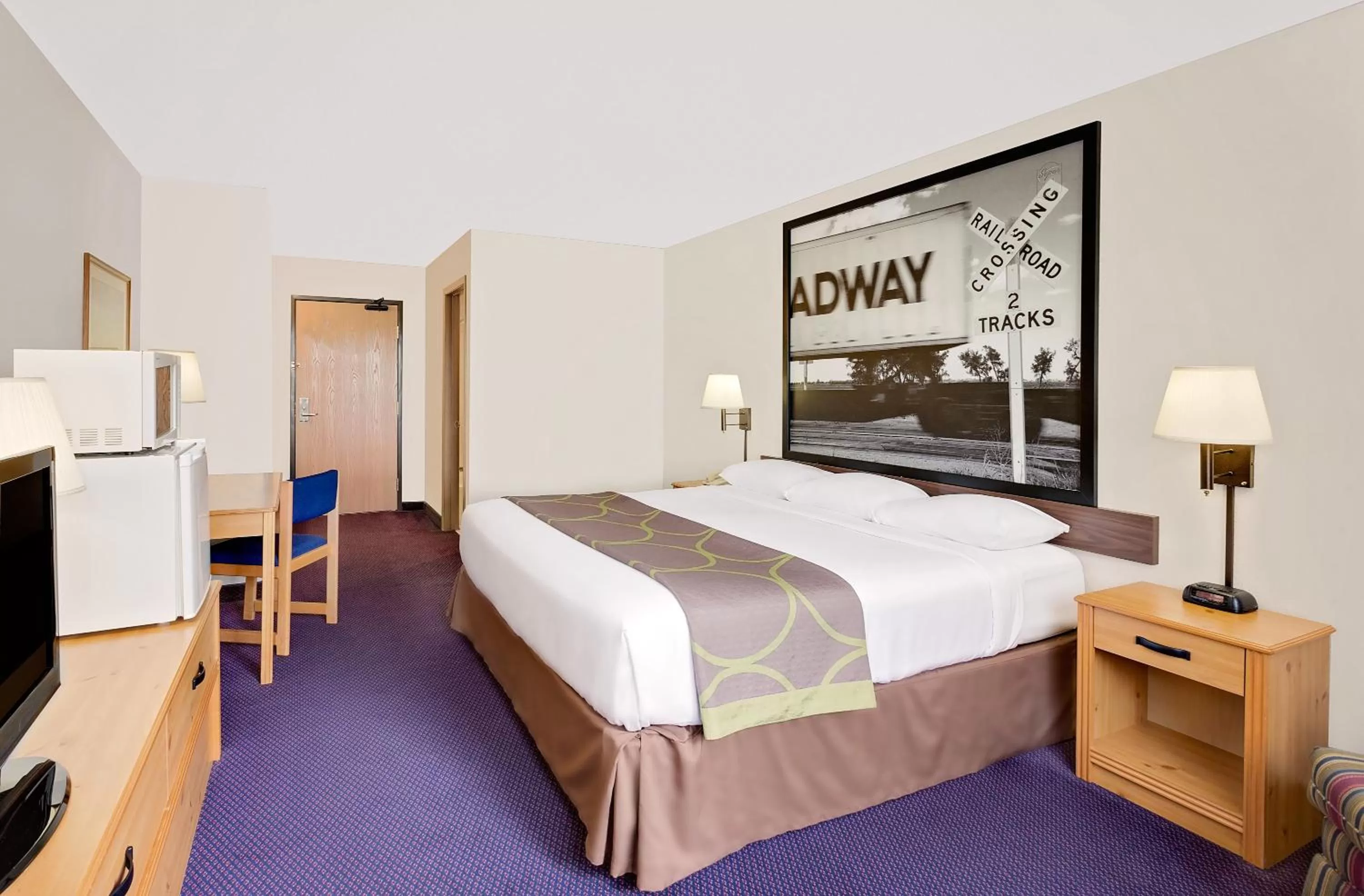 King Room - Disability Access/Non-Smoking in Super 8 by Wyndham St. James