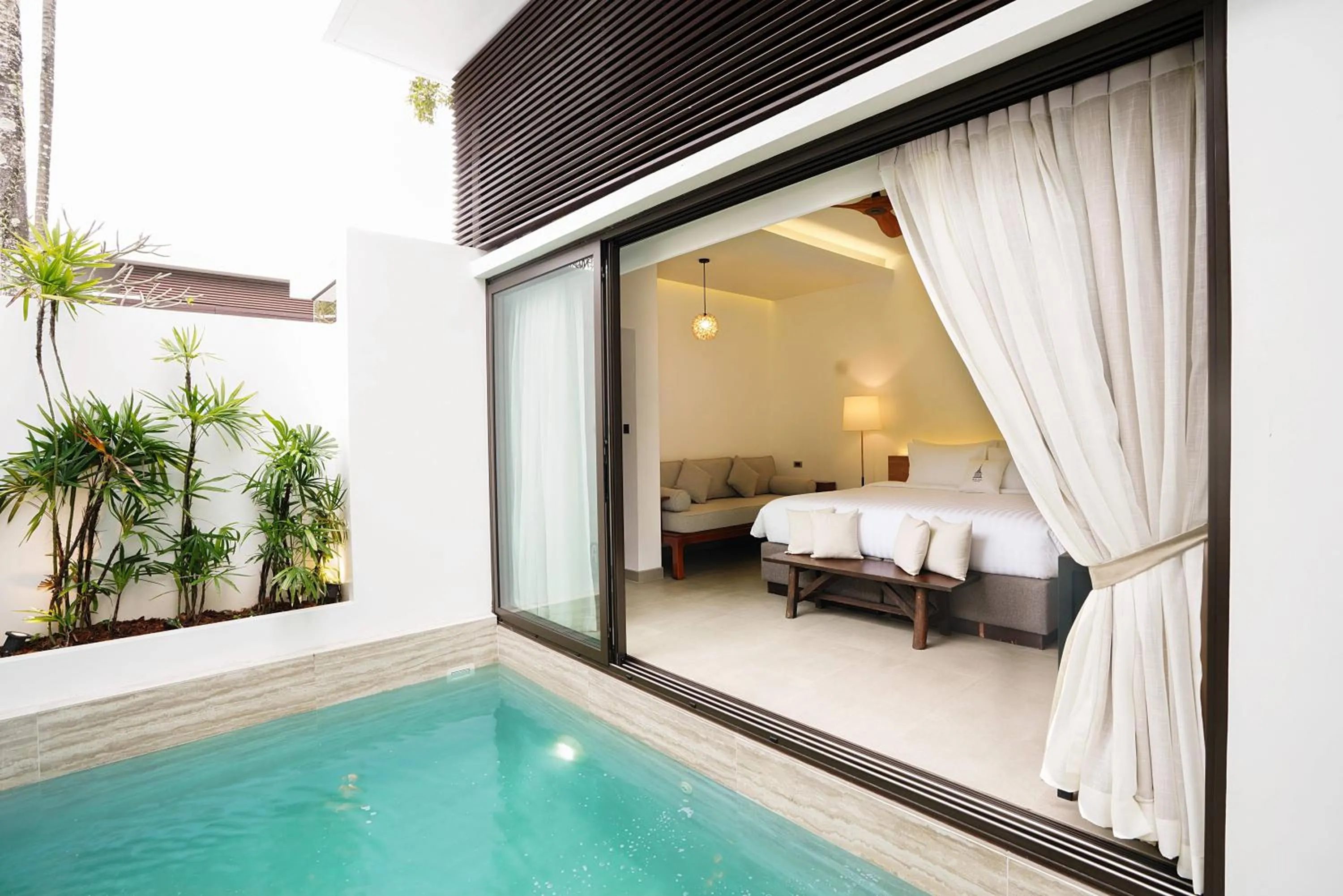 Deluxe Suite with Private Pool in Malisa Villa Suites - SHA Extra Plus